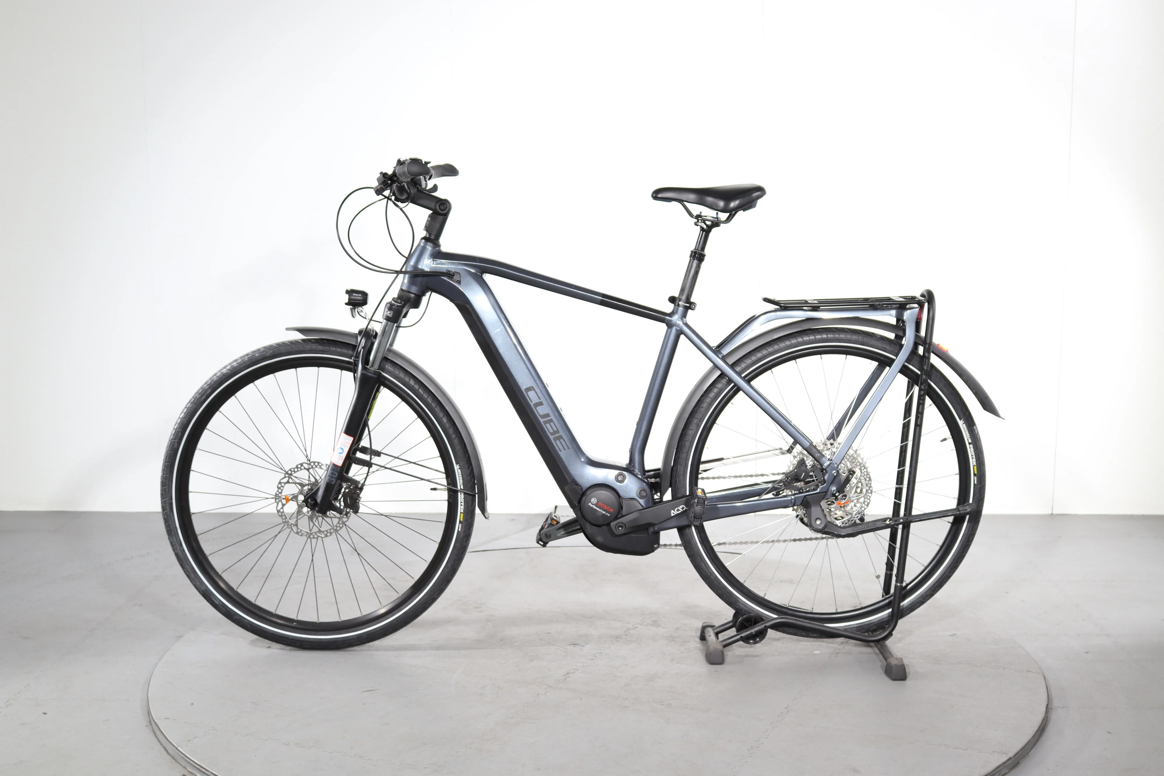 Cube Touring Hybrid Pro - Image 4