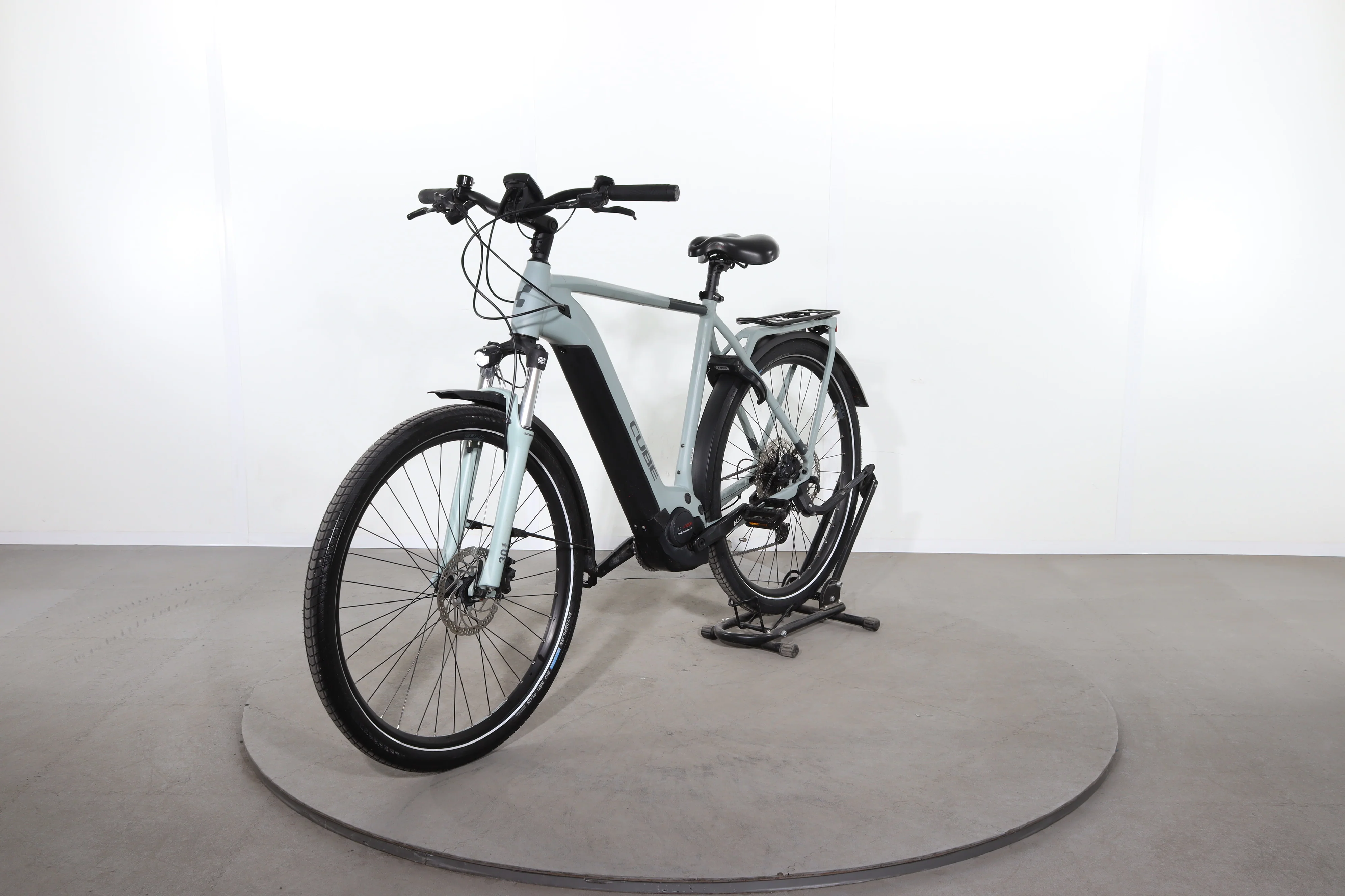 Cube Touring Hybrid Pro - Image 3