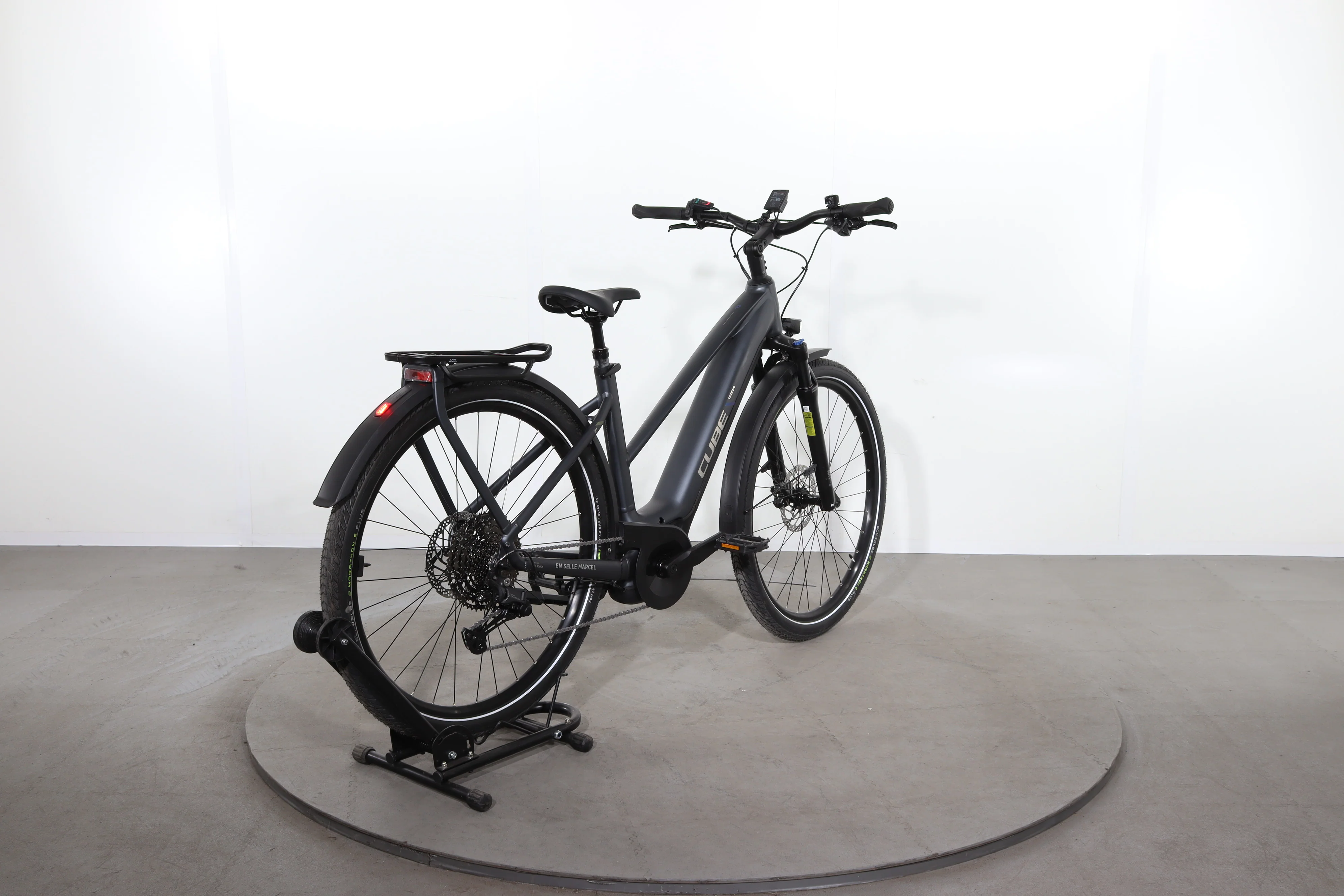 Cube Touring Hybrid Pro - Image 6