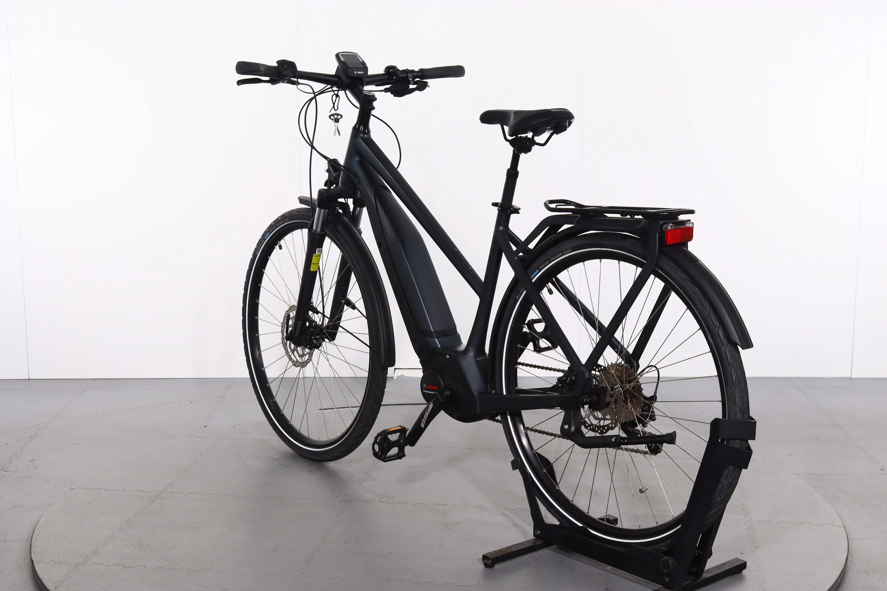 Cube Touring Hybrid Pro - Image 5