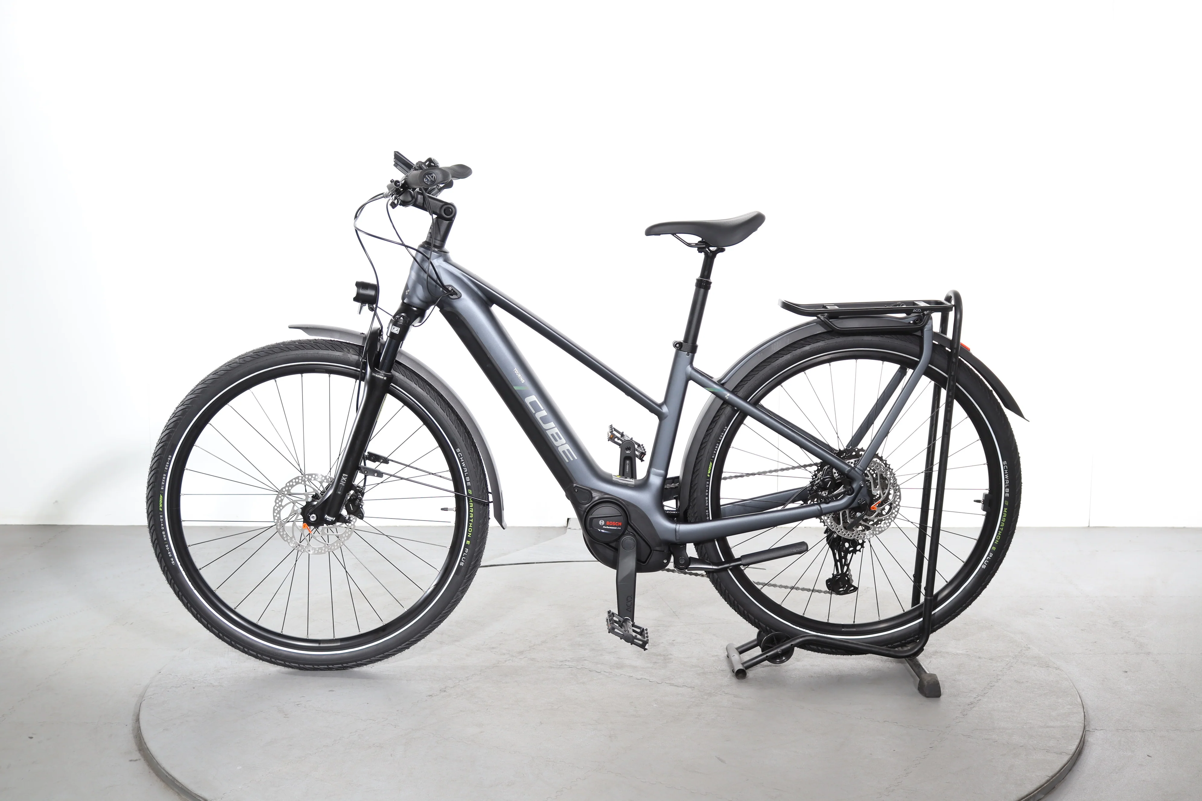 Cube Touring Hybrid Pro - Image 4
