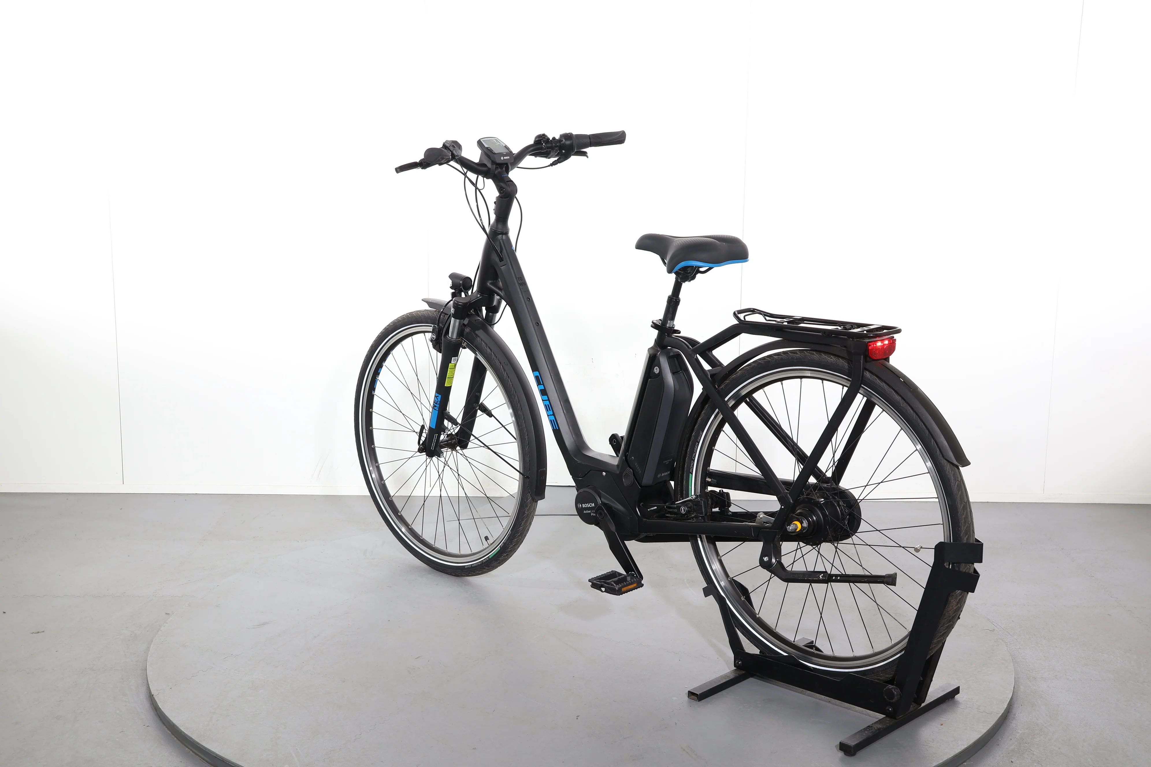 Cube Town RT Hybrid Pro - Image 5