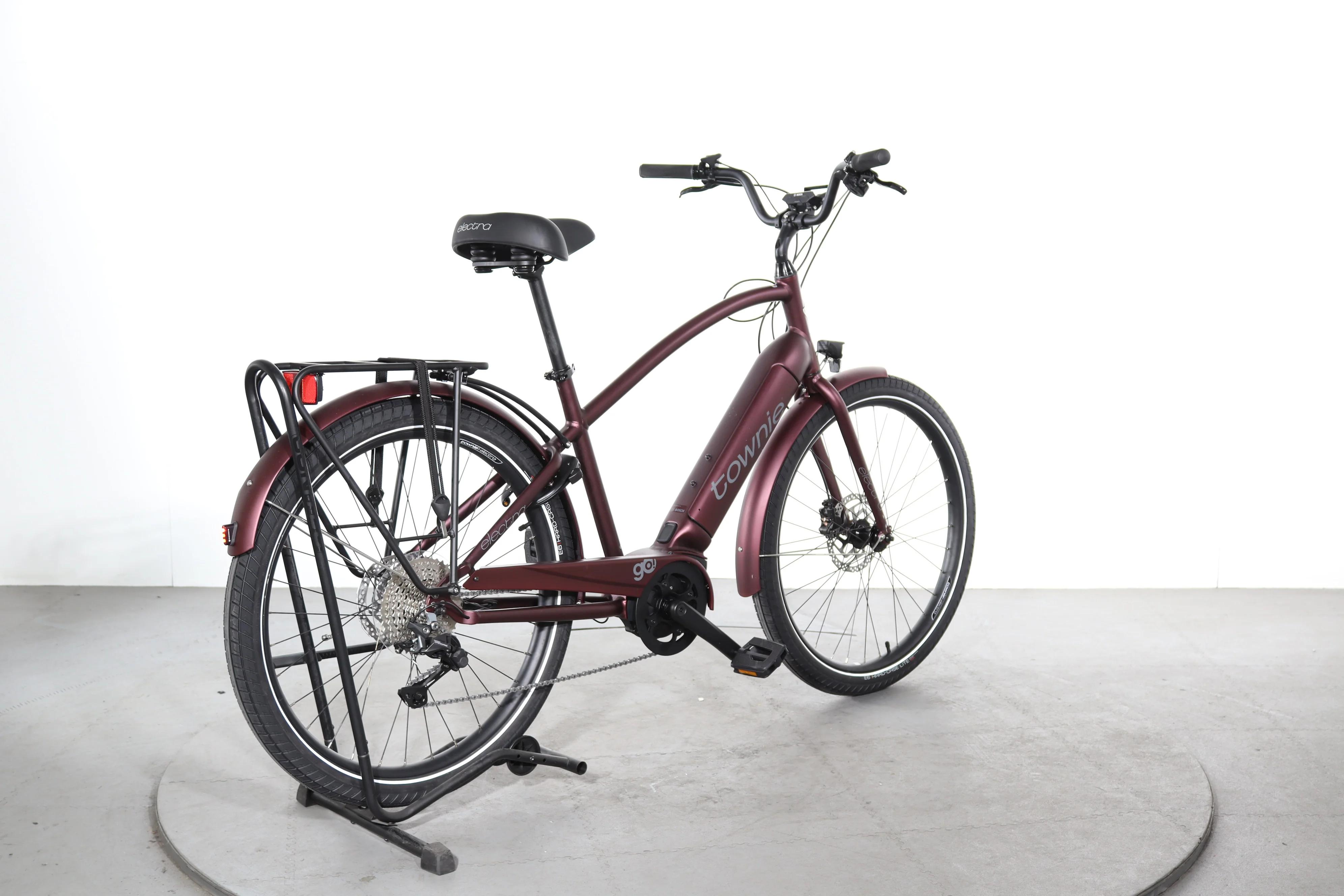 Electra Townie Path Go! 10D EQ Step-Over - Image 6
