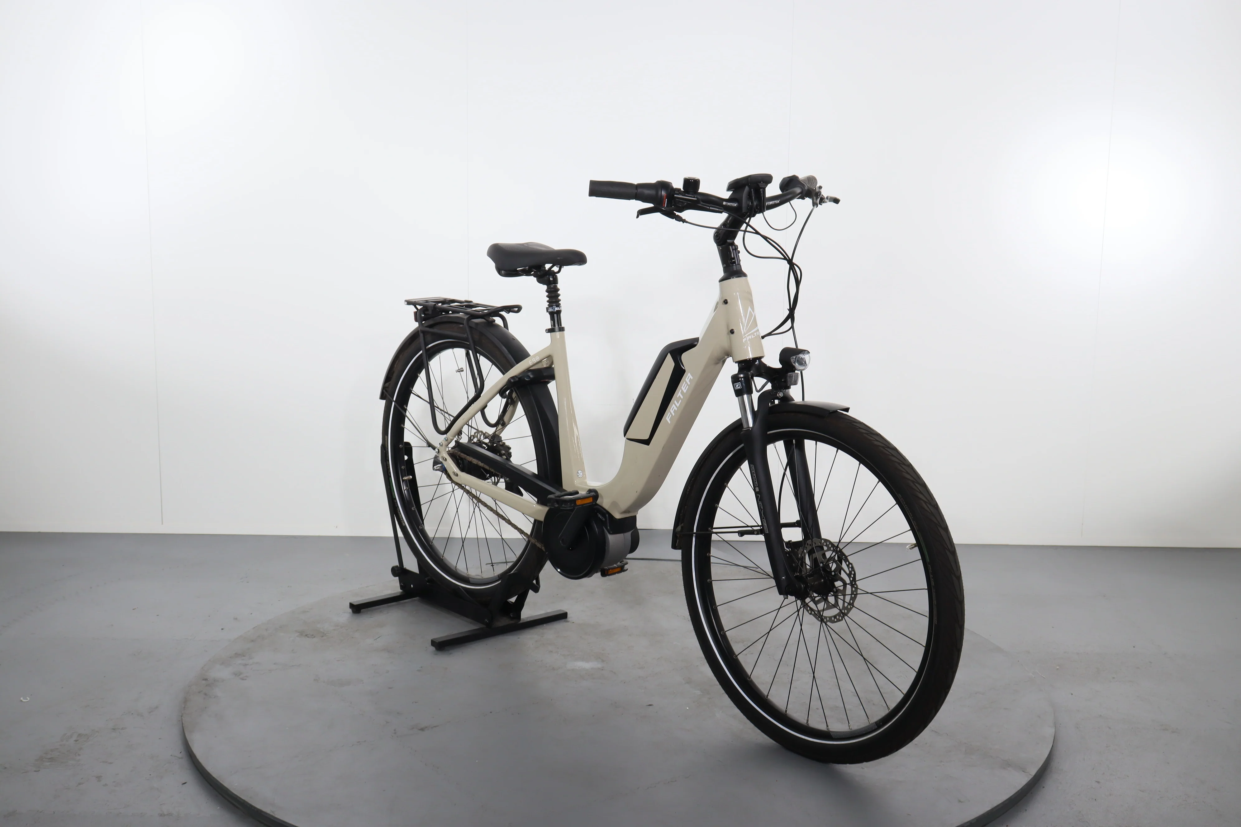 Falter E 9.0 RT - Image 2