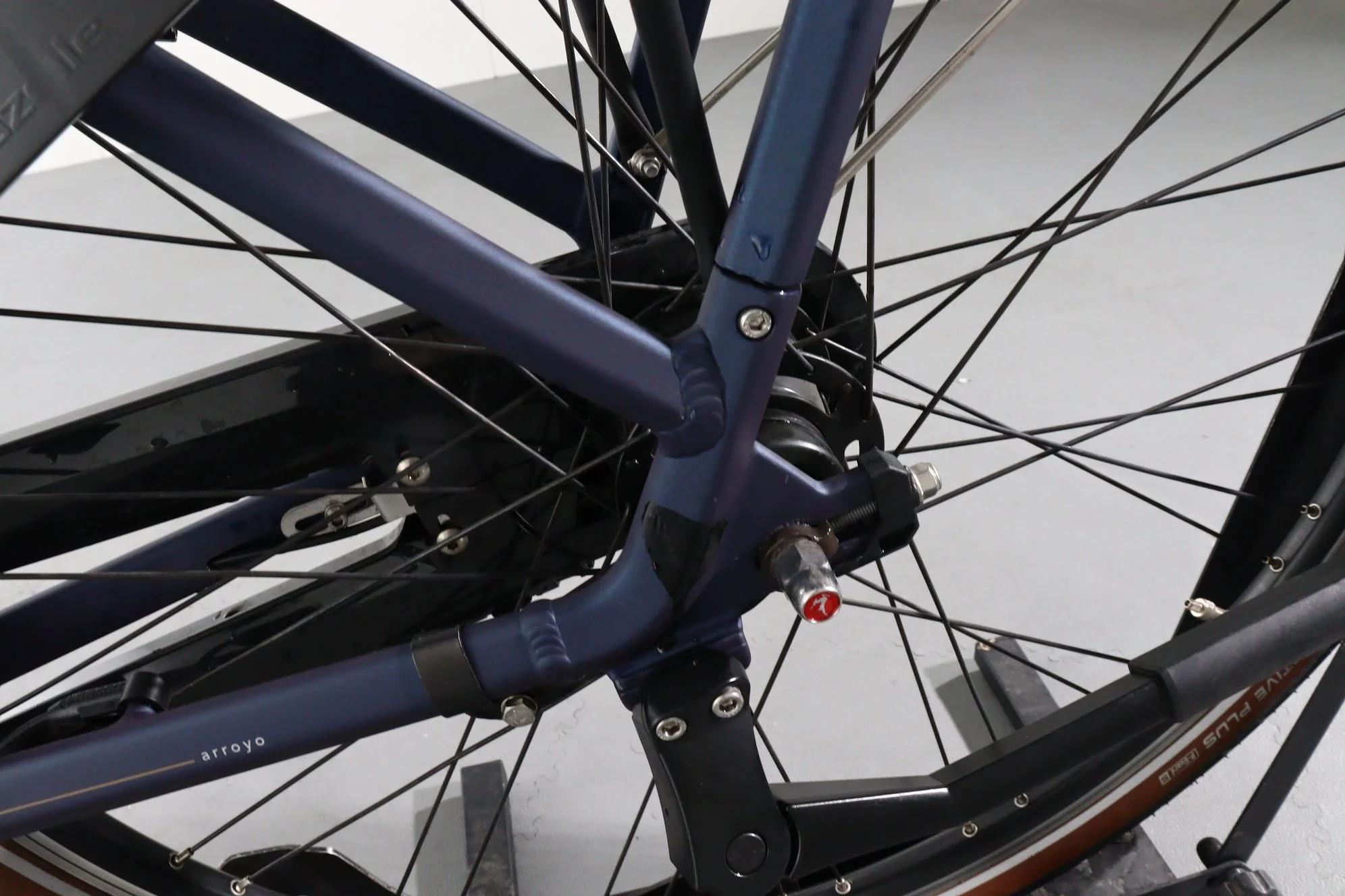 Gazelle Arroyo C7+ - Image 10