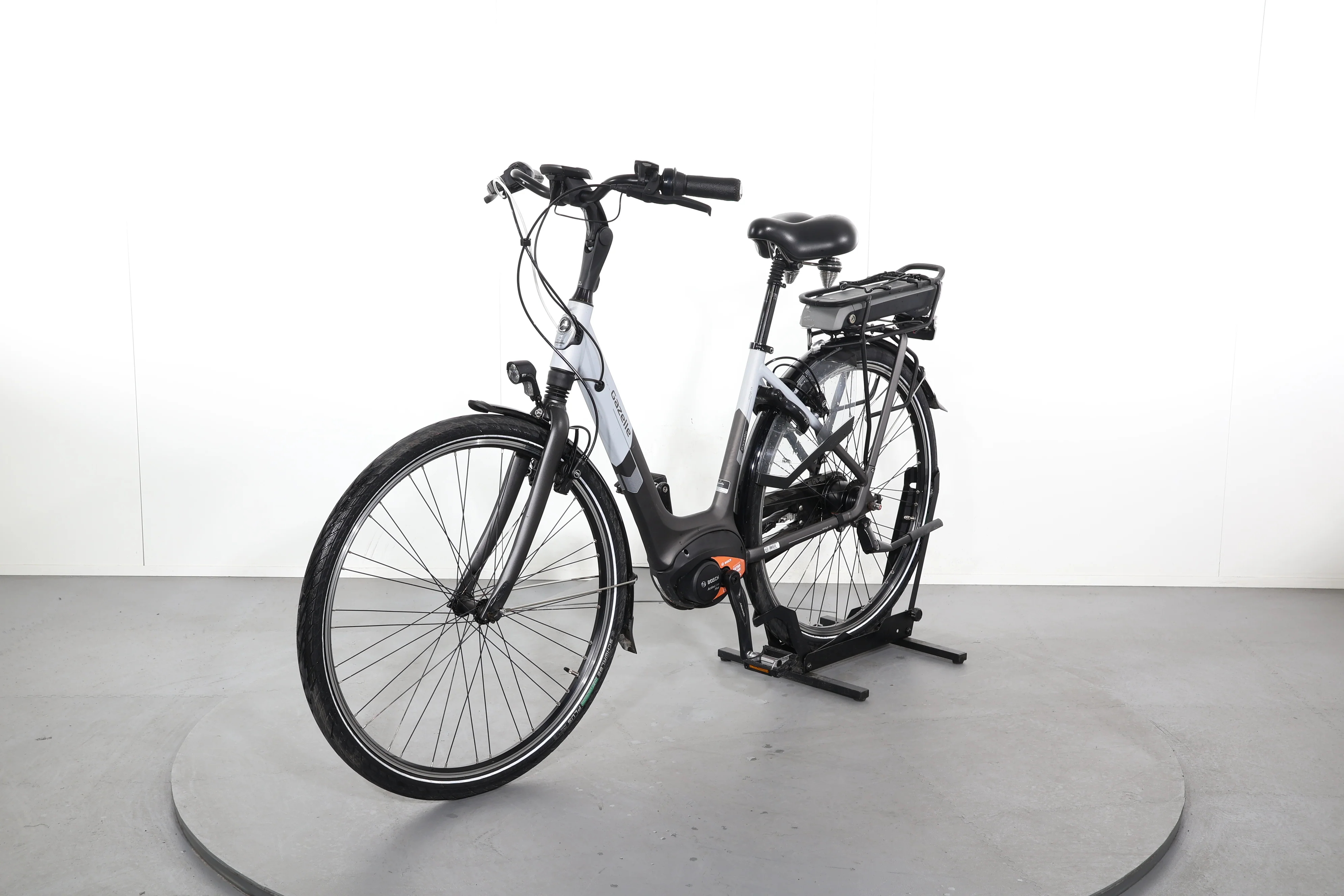 Gazelle ARROYO C8 - Image 3