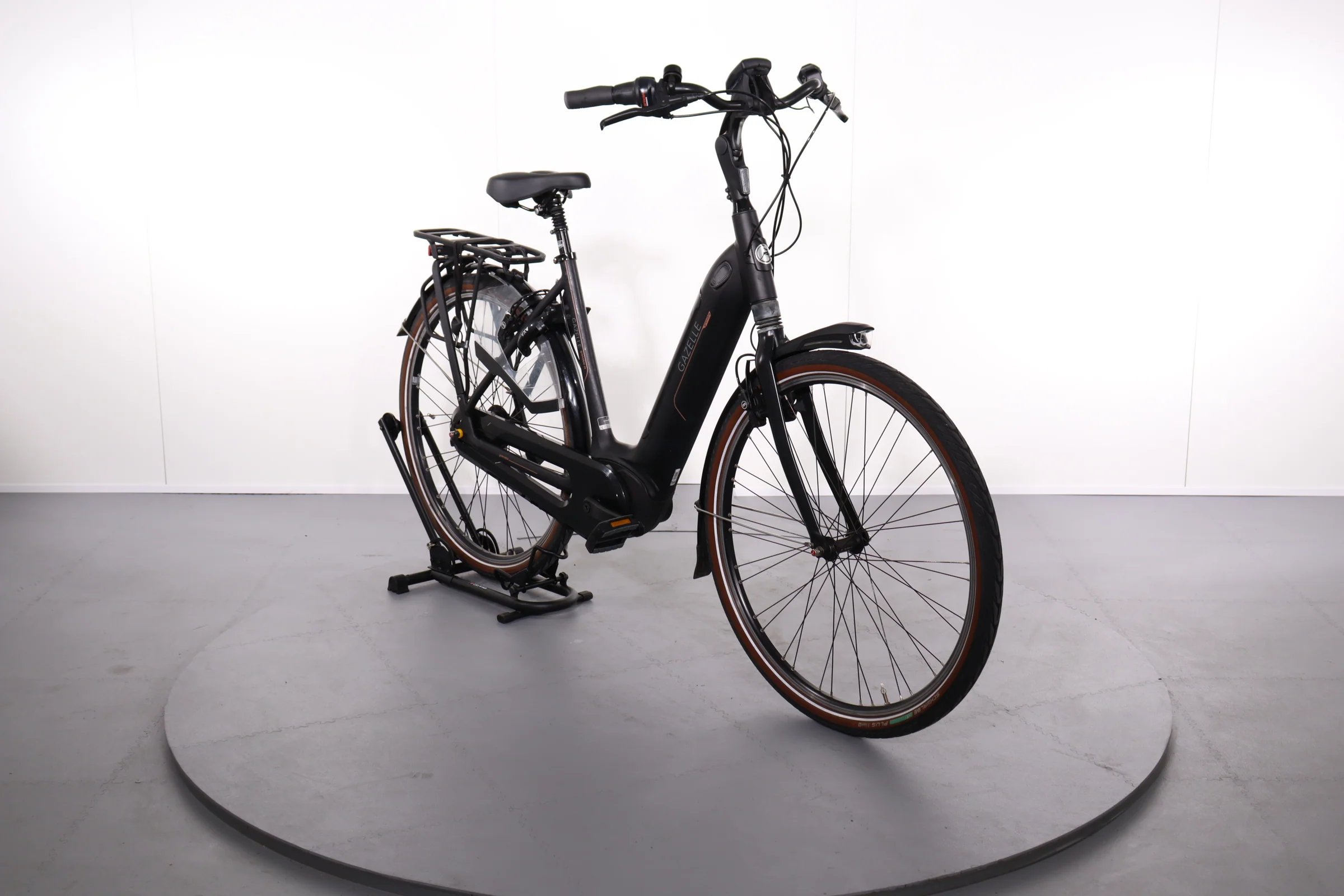 Gazelle GRENOBLE C8 - Image 2