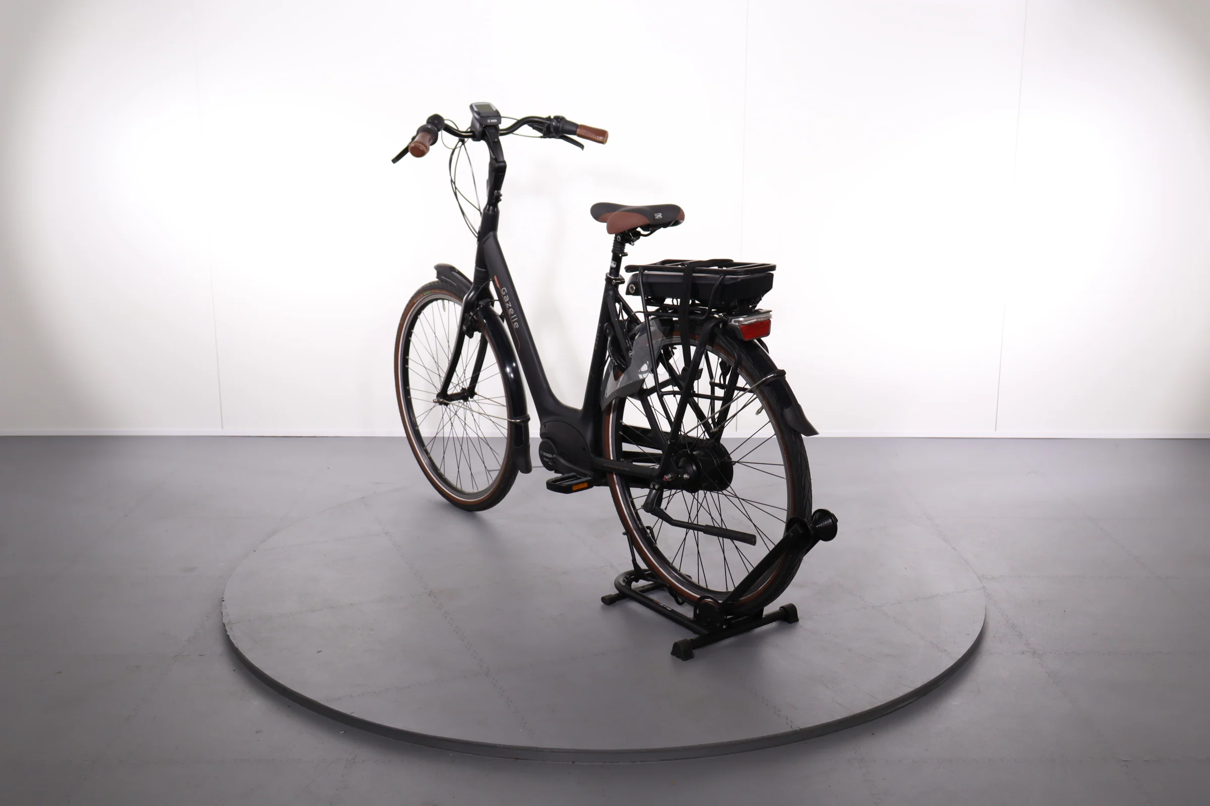 Gazelle ORANGE C8 HMB - Image 5