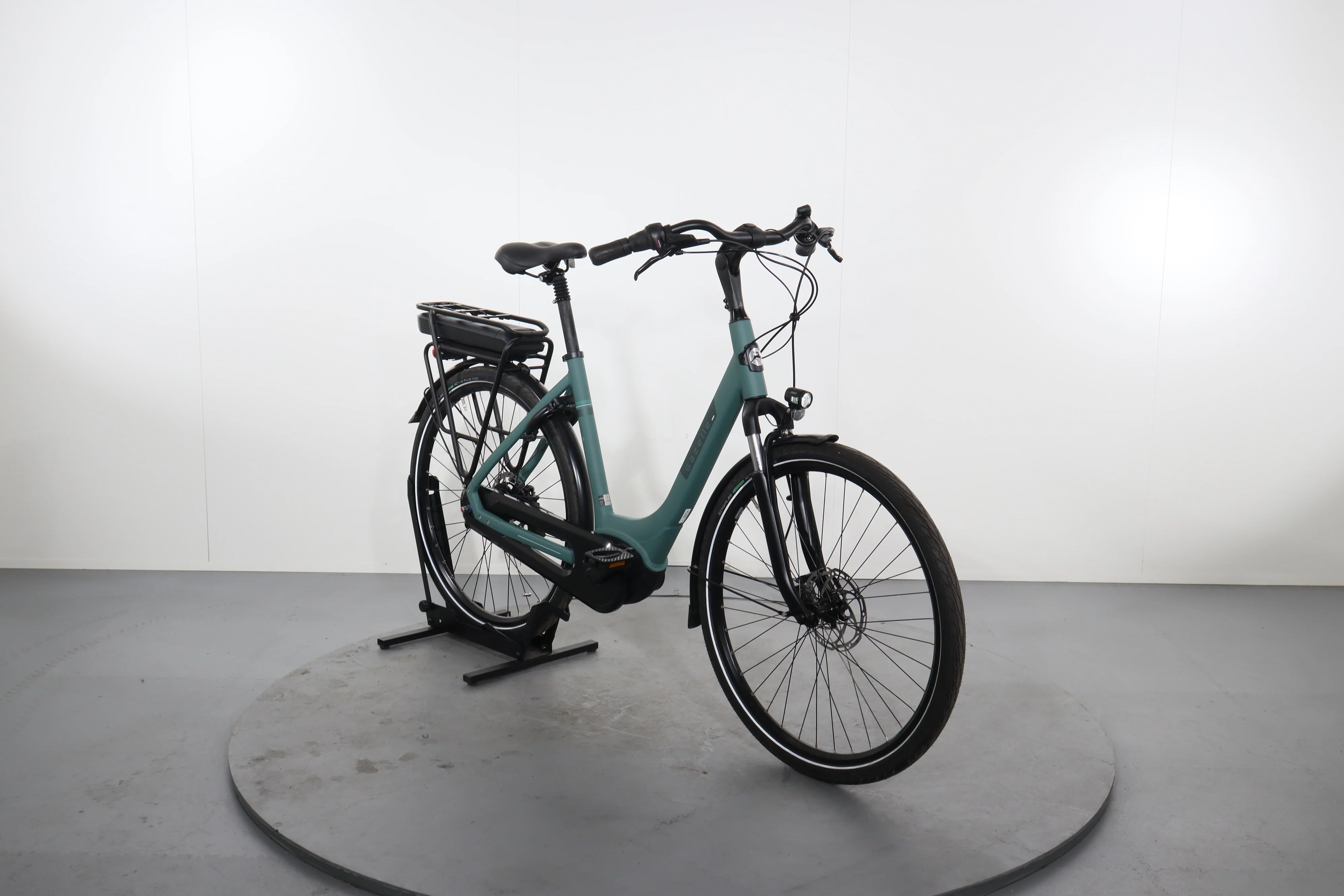 Gazelle Paris C8 - Image 2