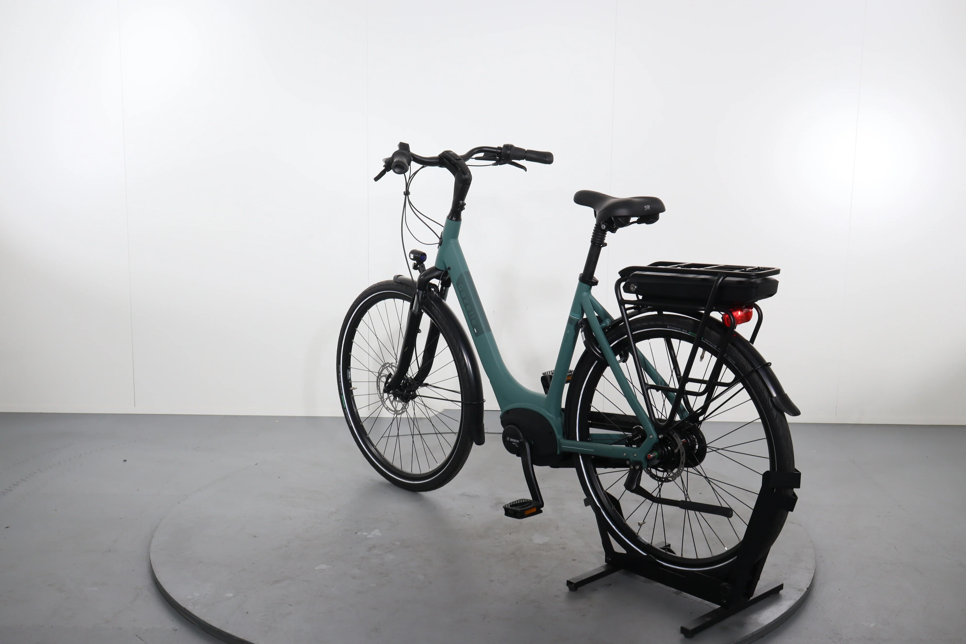 Gazelle Paris C8 - Image 5