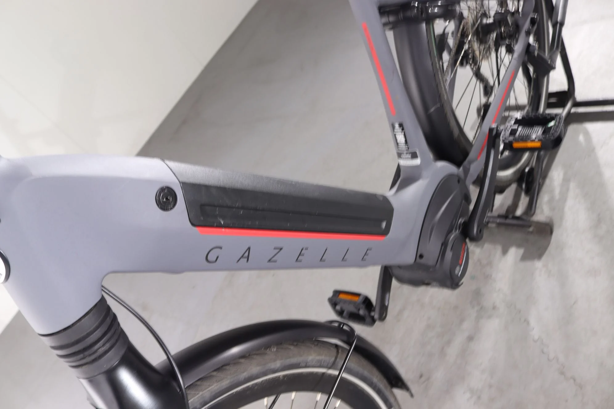 Gazelle Ultimate T10 - Image 9