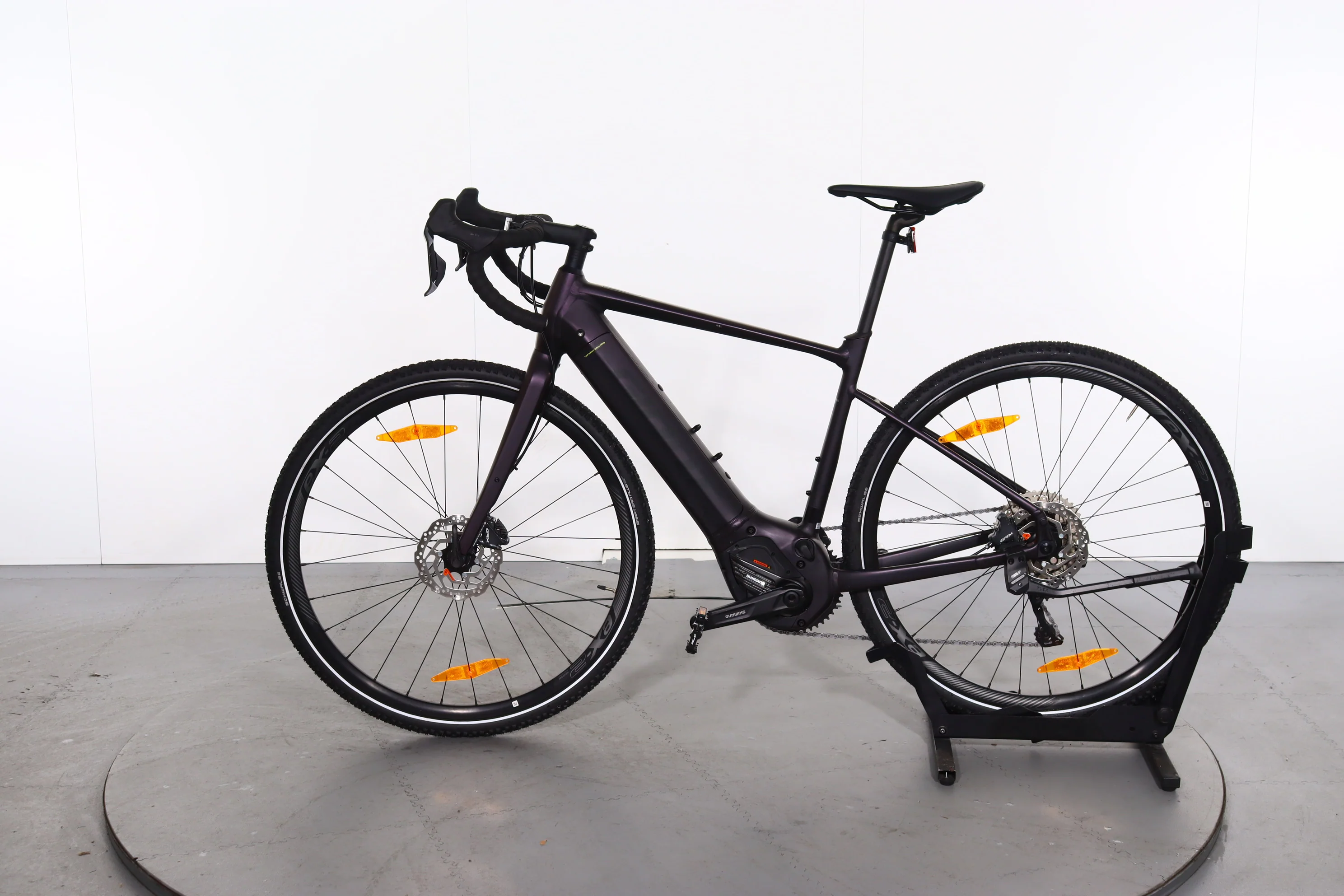 Giant Revolt E+ - Image 4