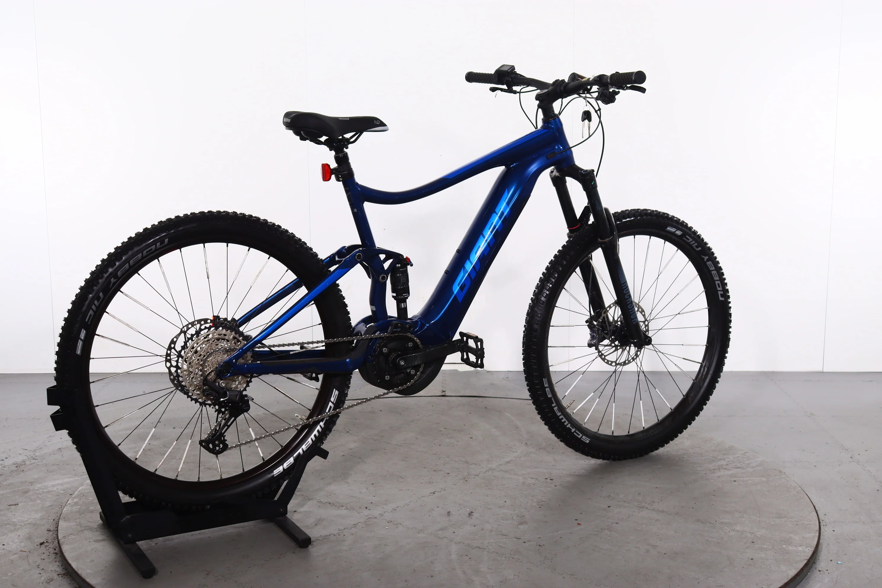 Giant Stance E+ 0 Pro - Image 2