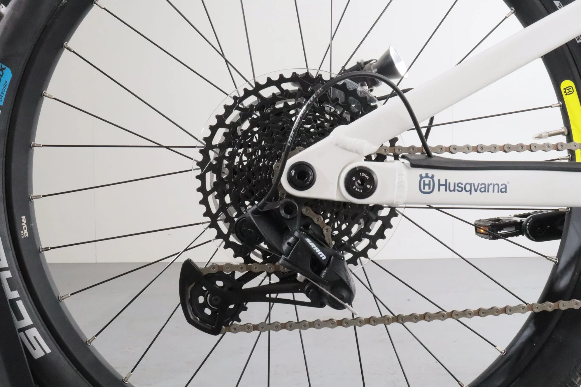 Husqvarna Mountain Cross MC2 - Image 9