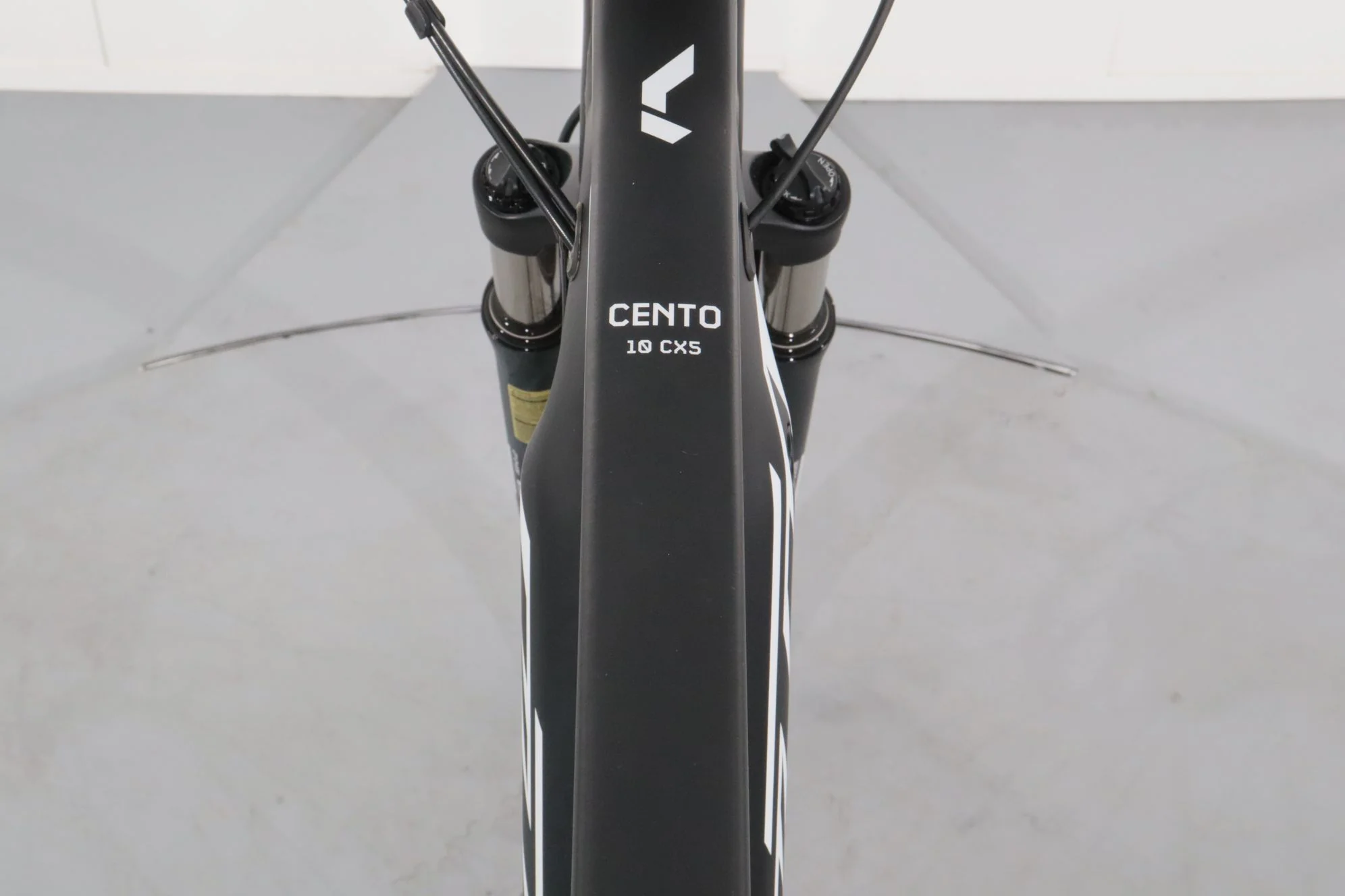 KTM Cento 10 CX5 - Image 12