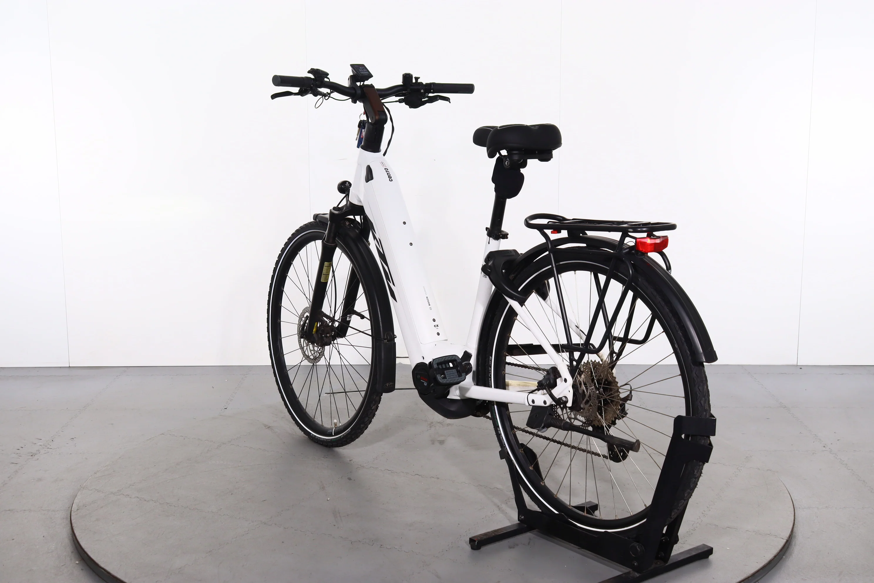 KTM Cento 10 Plus - Image 3
