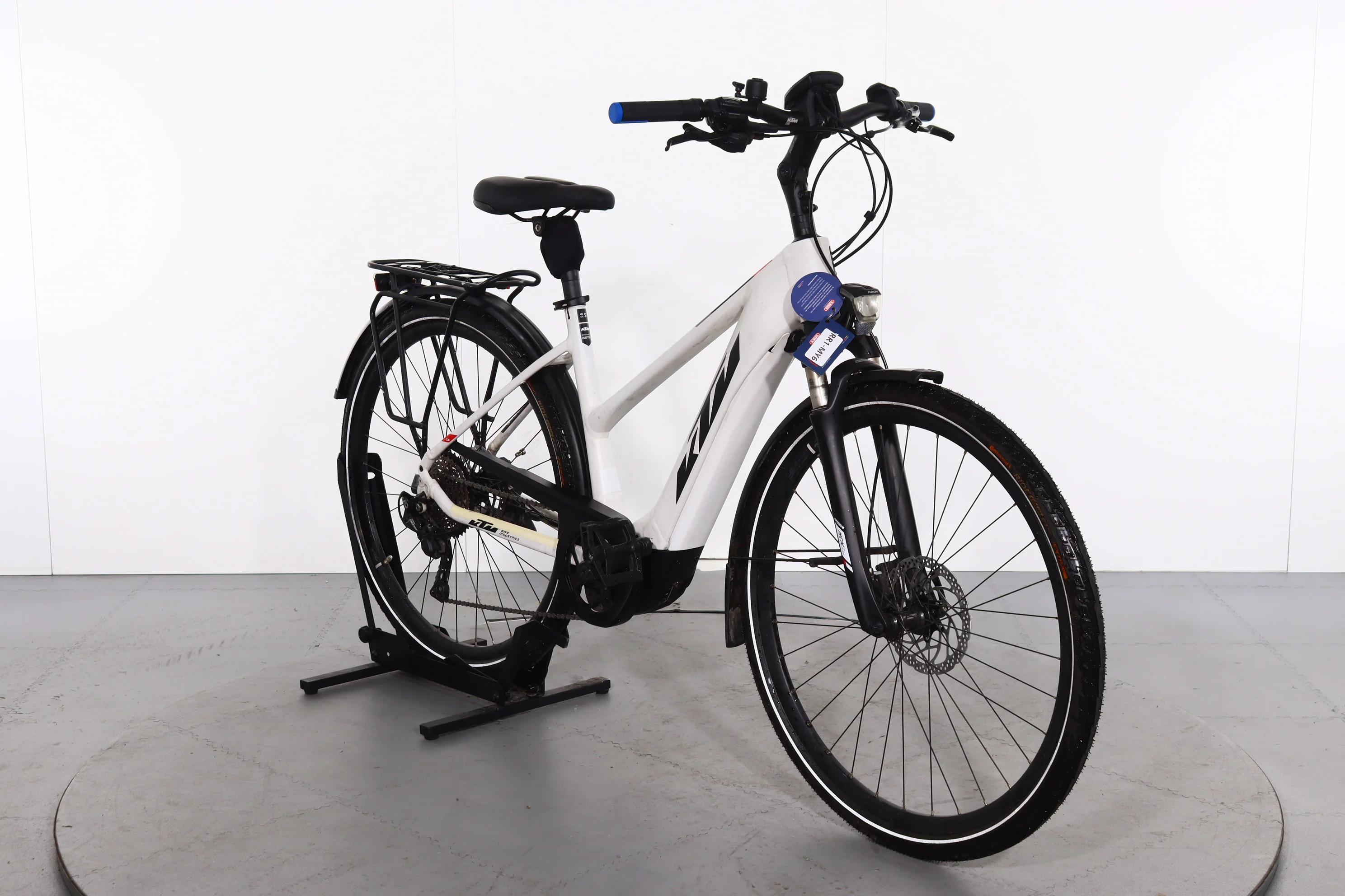 KTM Cento 10 Plus - Image 3