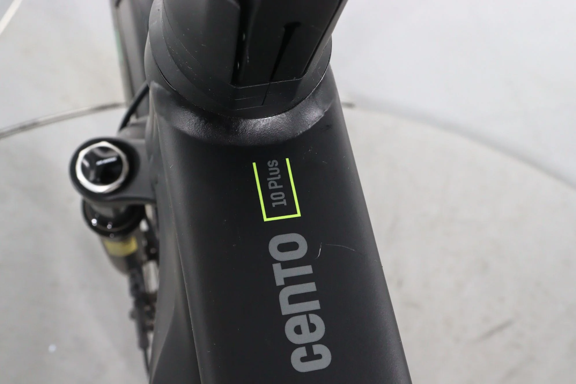 KTM Cento 10 Plus - Image 13