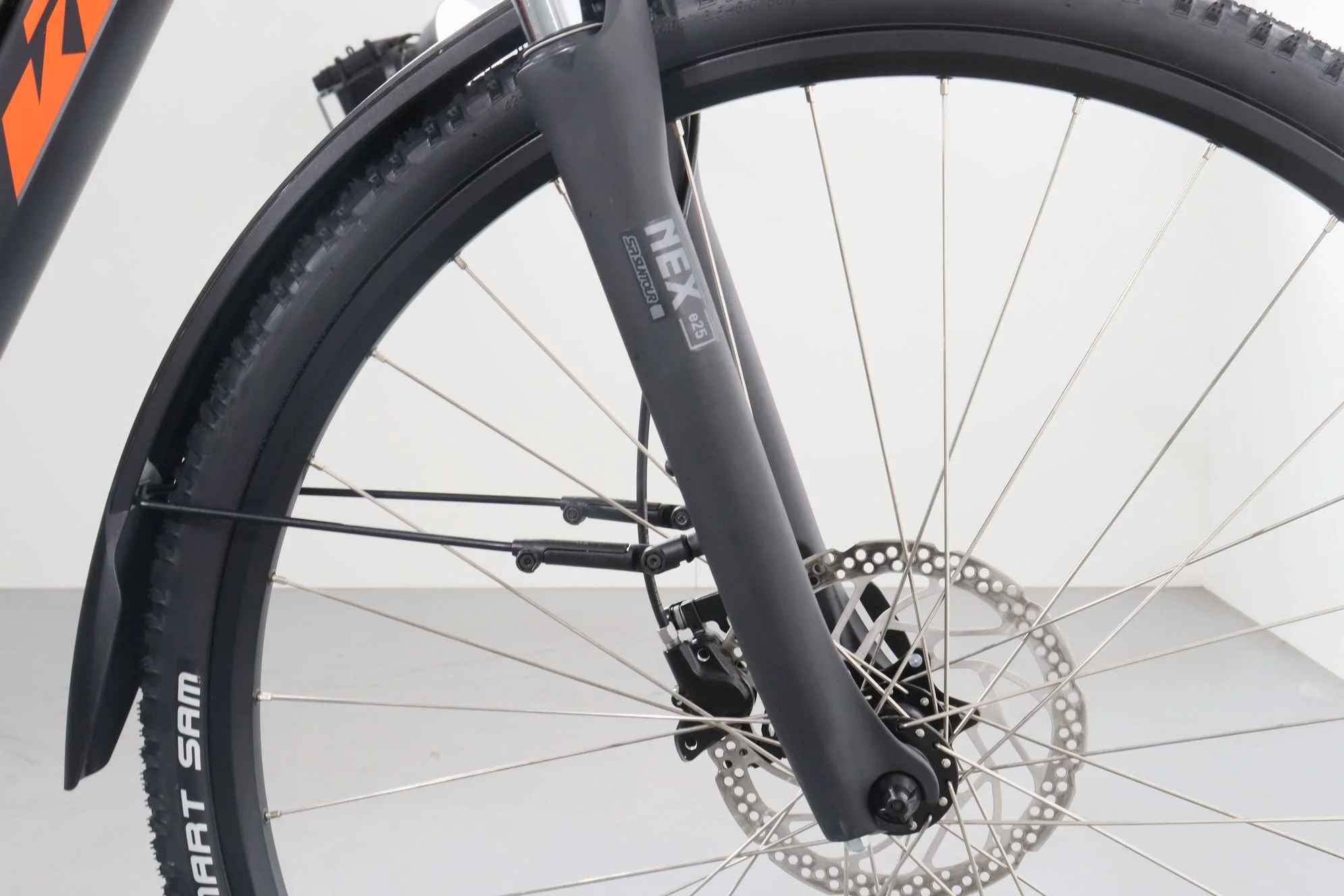 KTM MACINA CROSS P510 - Image 11