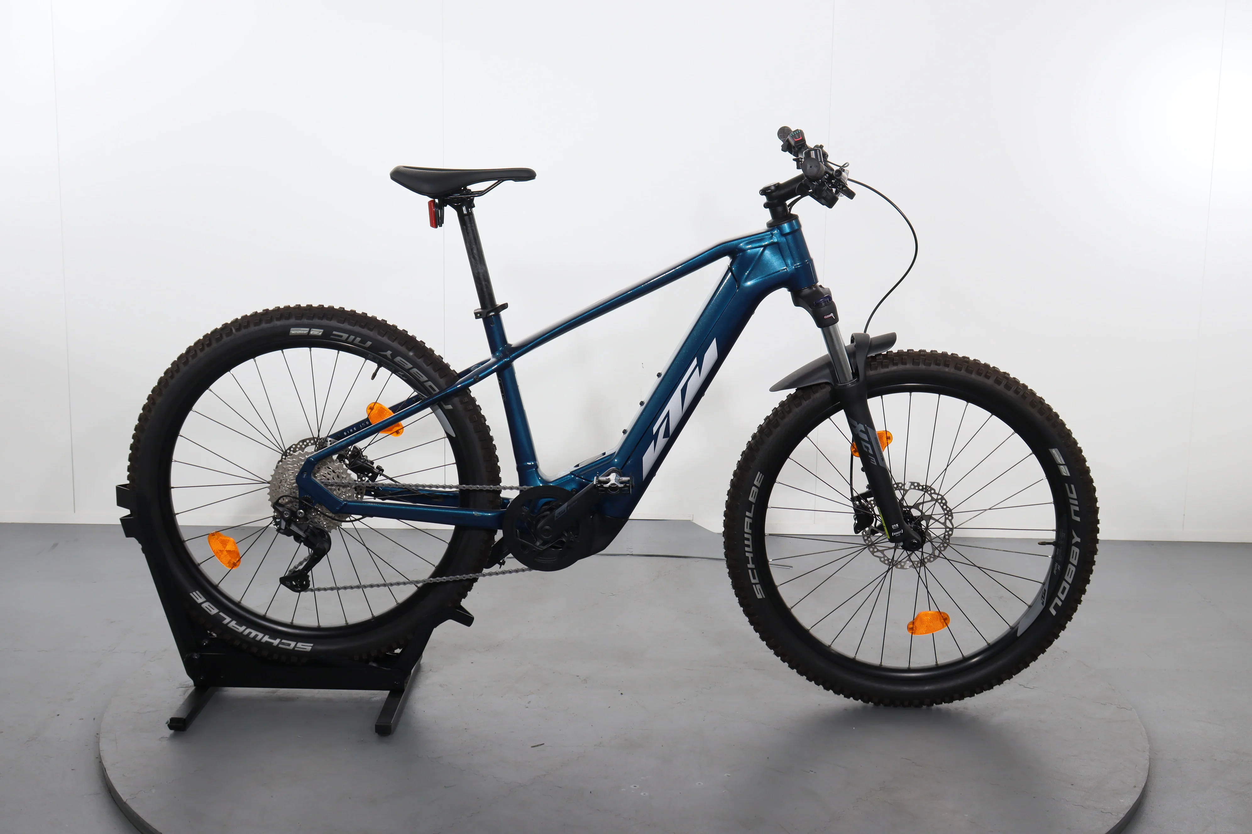 KTM Macina Team 671