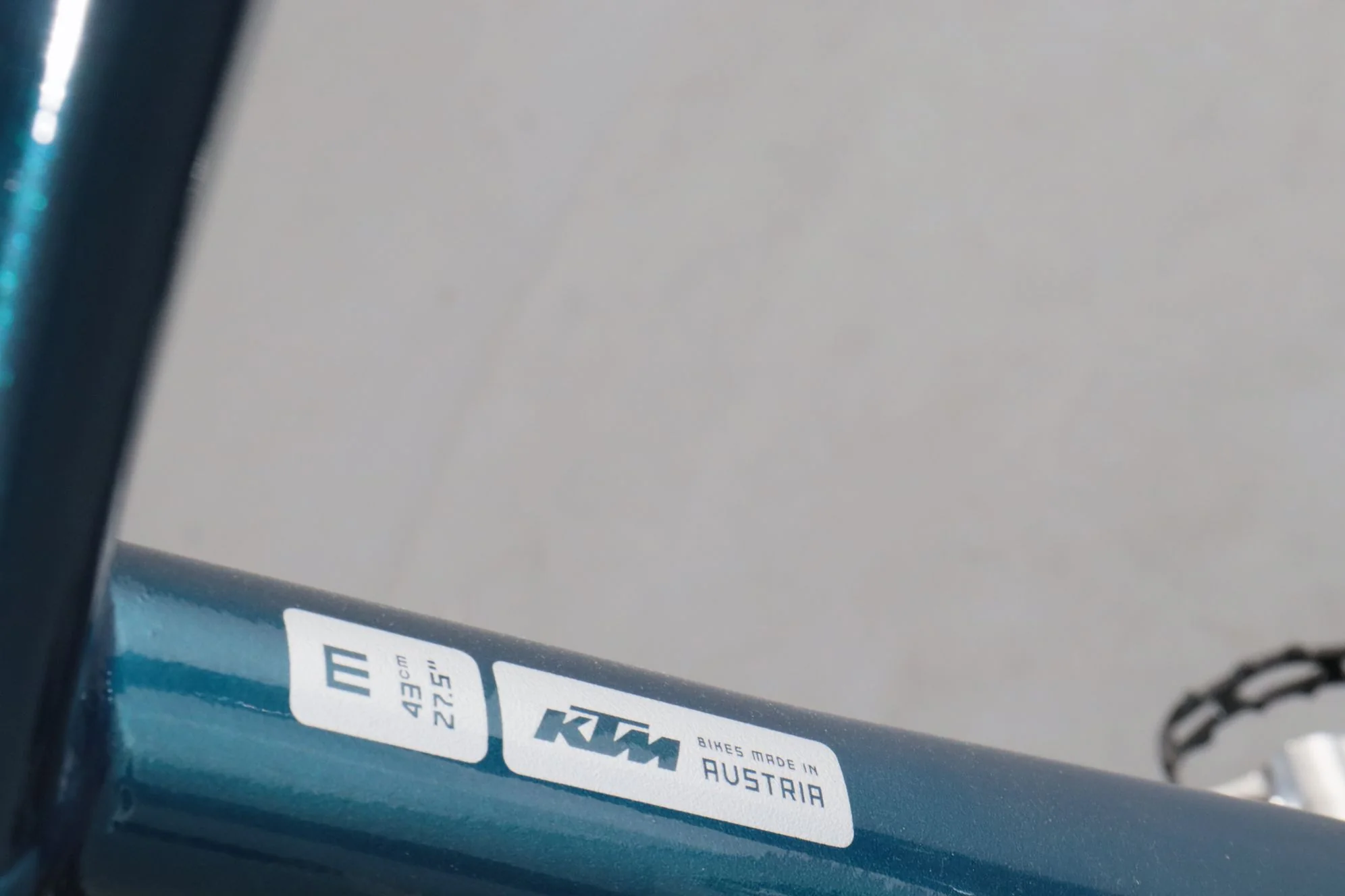 KTM Macina Team 671 - Image 12