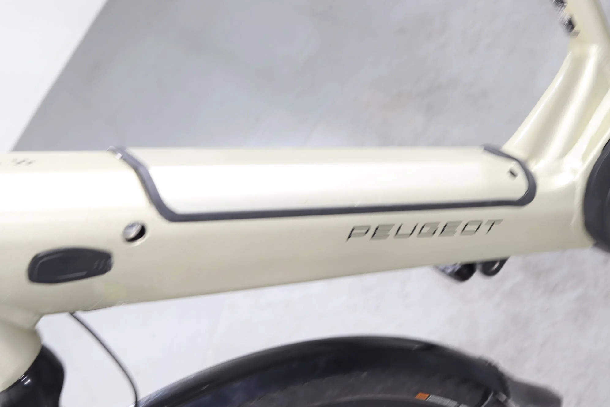 Peugeot EC01 D9 Active Plus - Image 9