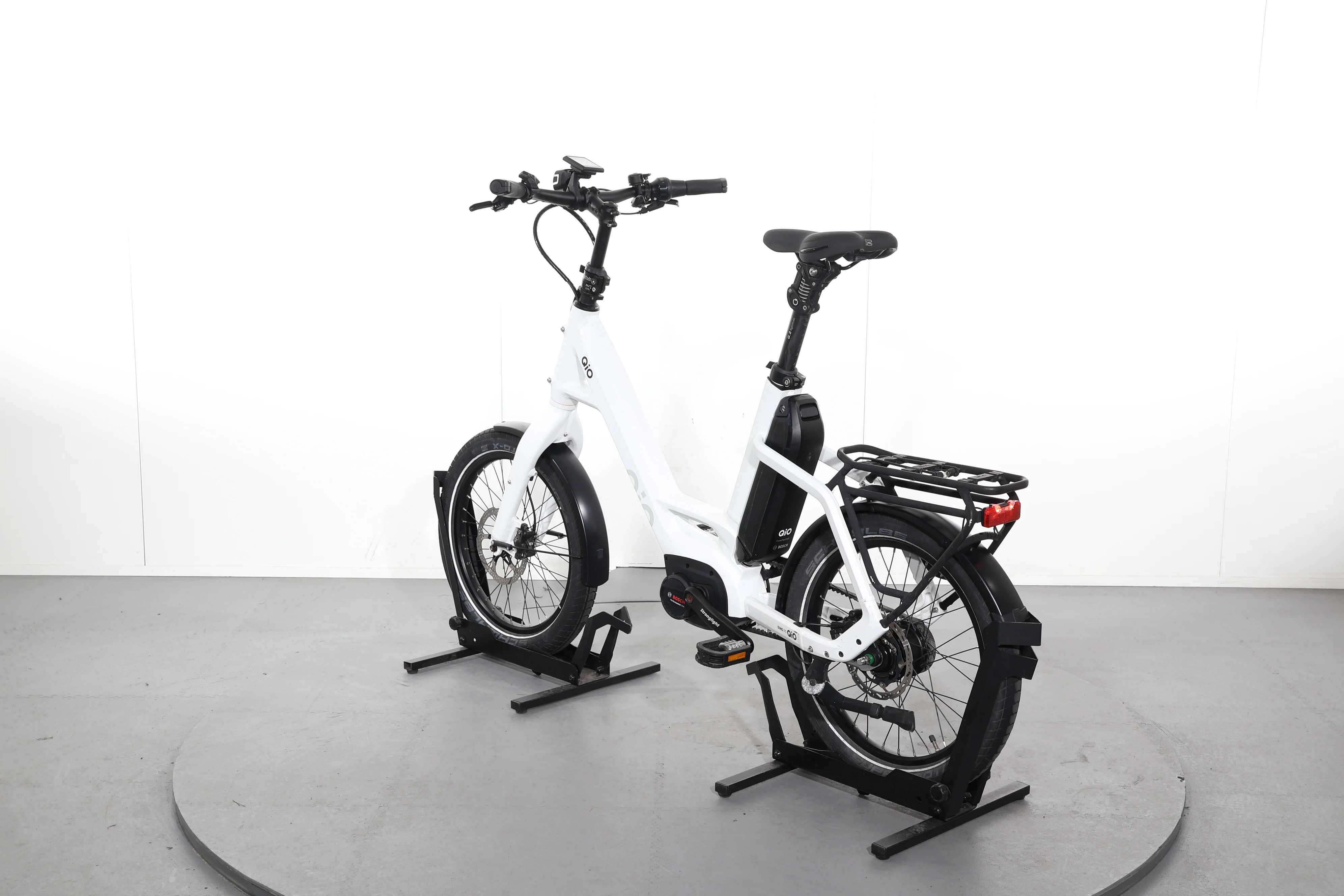 QIO EINS P-5 - Image 5