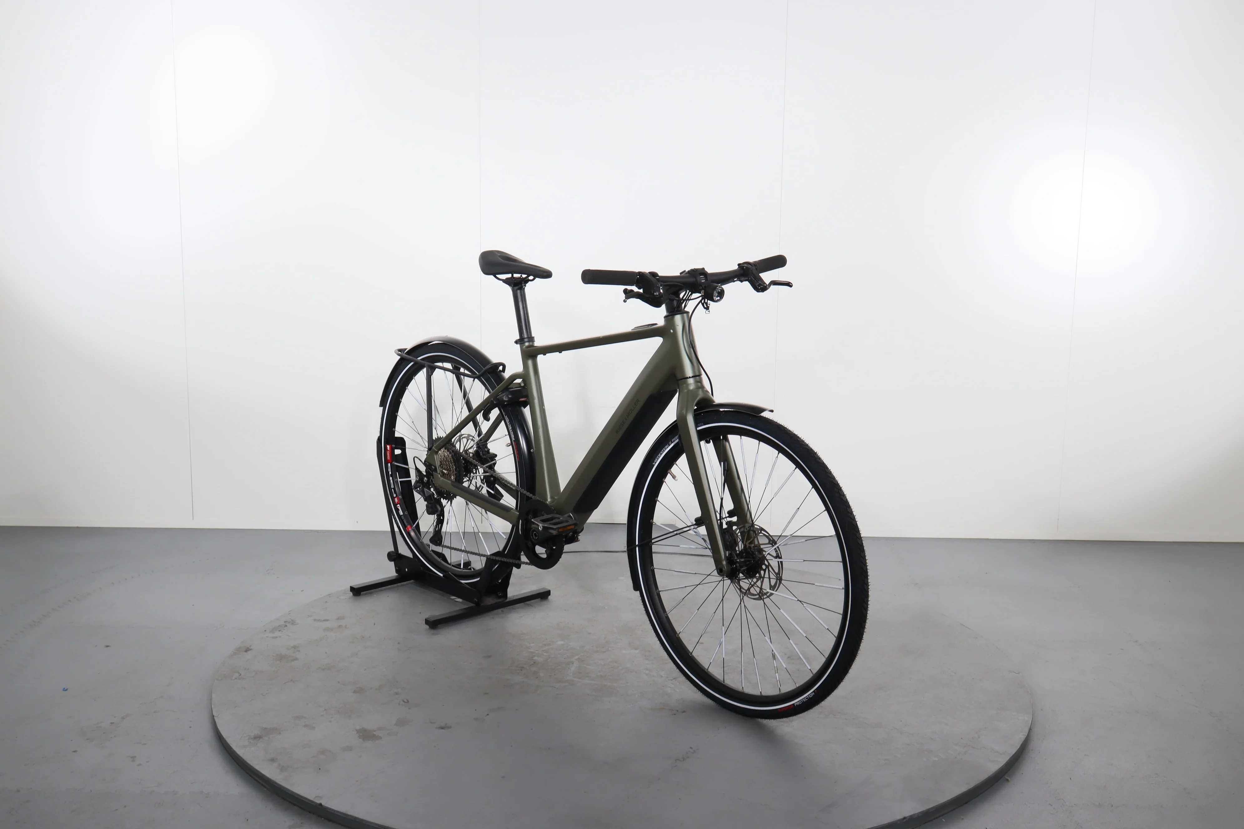 Riese & Müller UBN Five Touring - Image 2