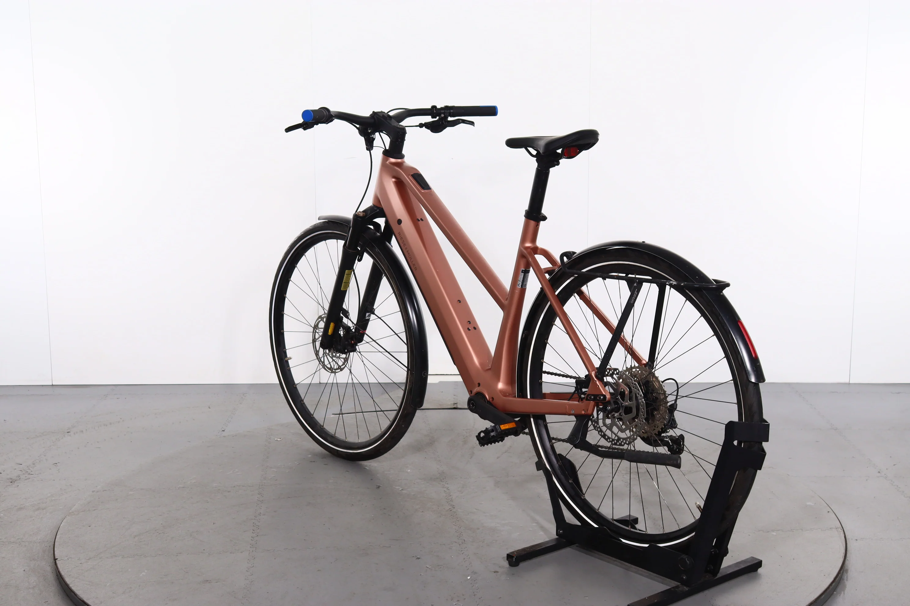 Riese & Müller UBN Seven touring - Image 5