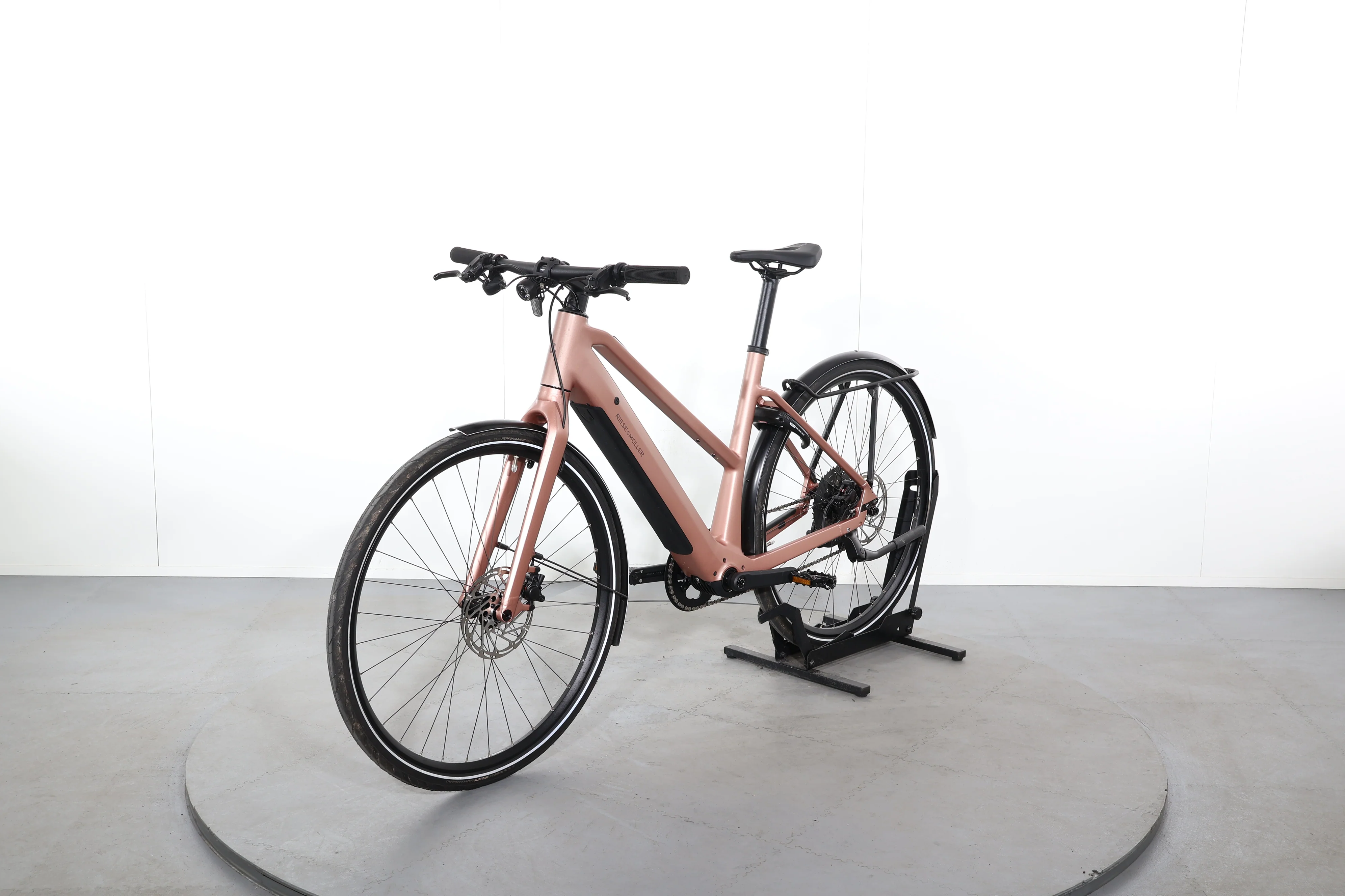 Riese & Müller UBN Seven touring - Image 3