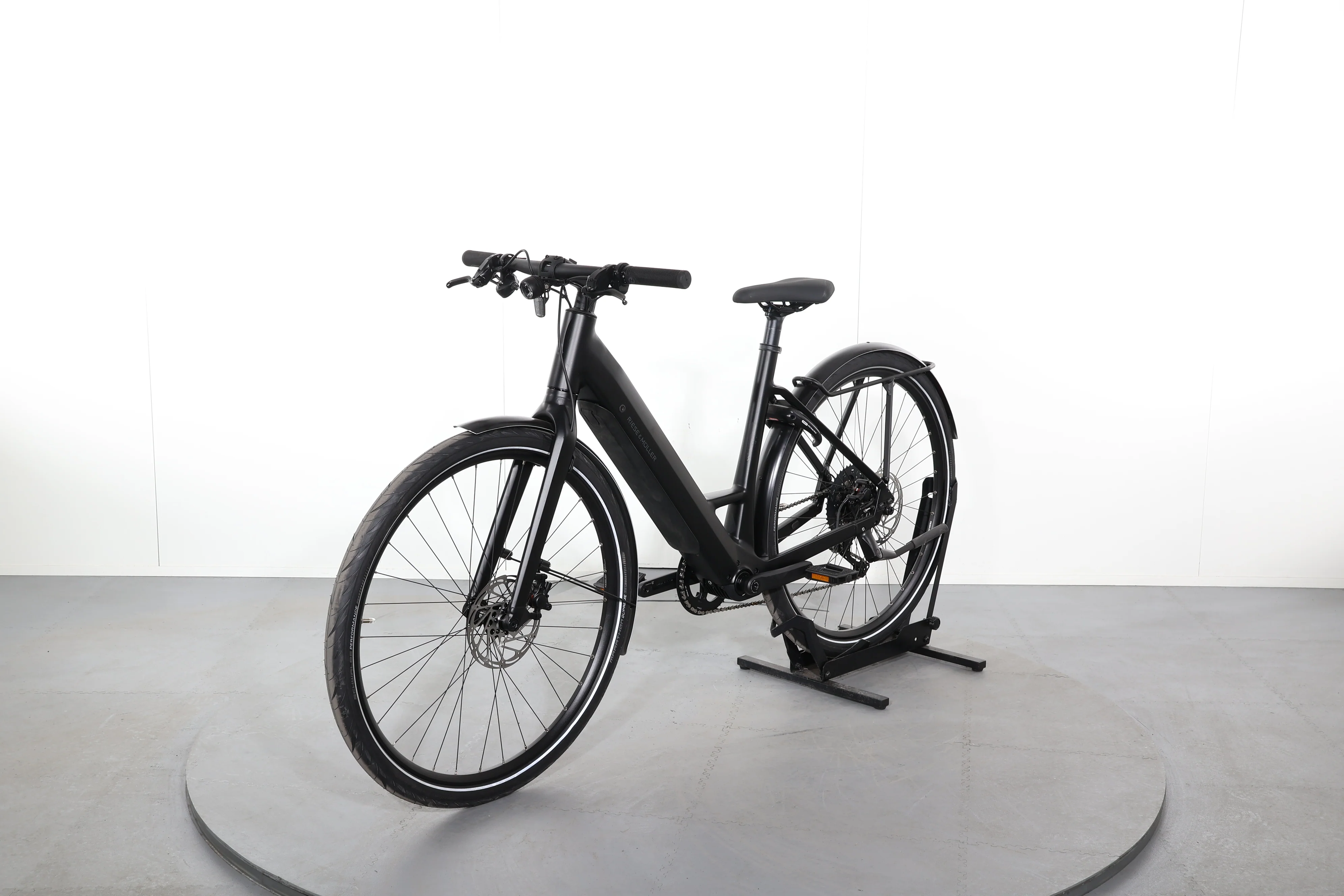 Riese & Müller UBN Six touring - Image 3