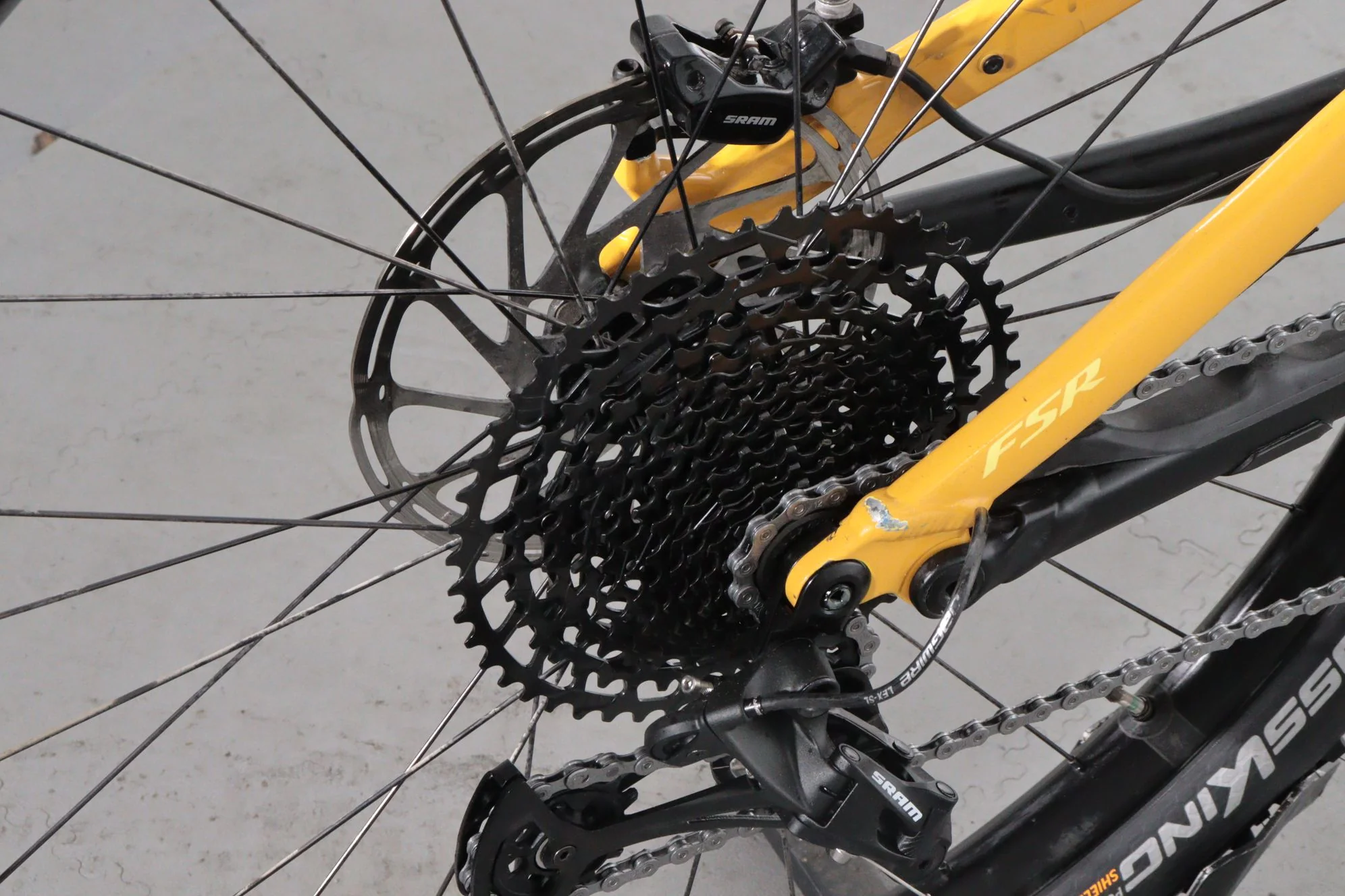 Specialized Turbo Levo Alloy - Image 9