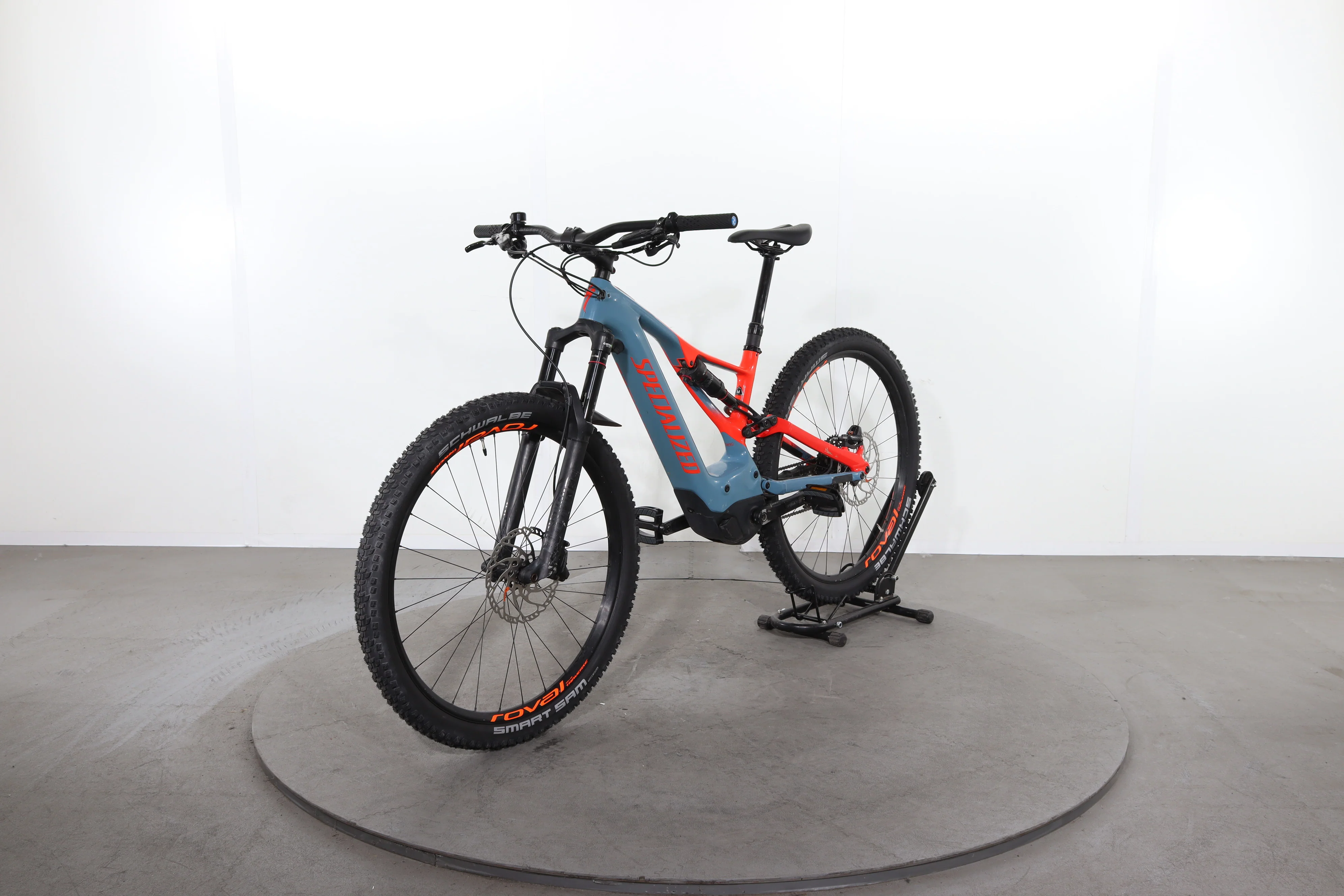 Specialized Turbo Levo Expert Carbon - Image 3