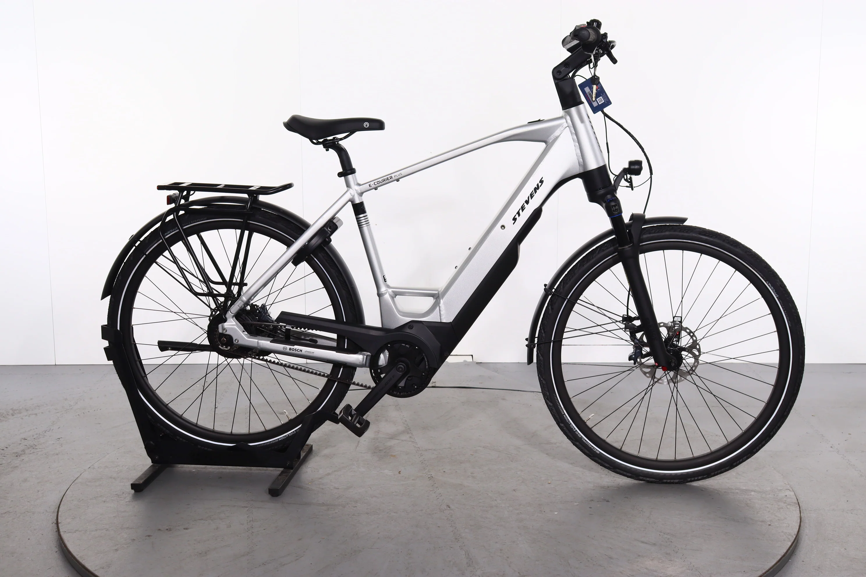 Stevens E-Courier Plus