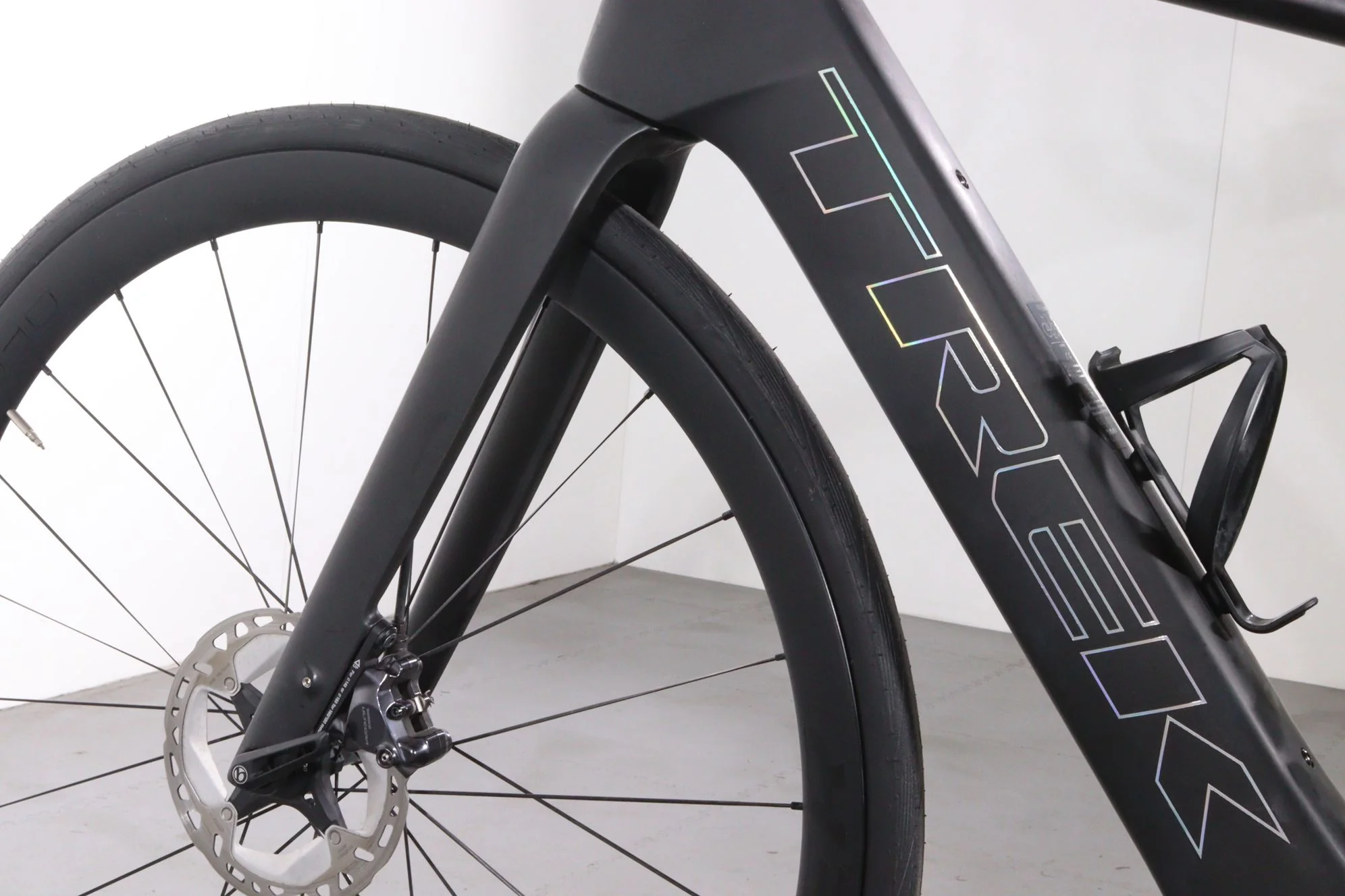 Trek Domane+ SLR 7 - Image 8