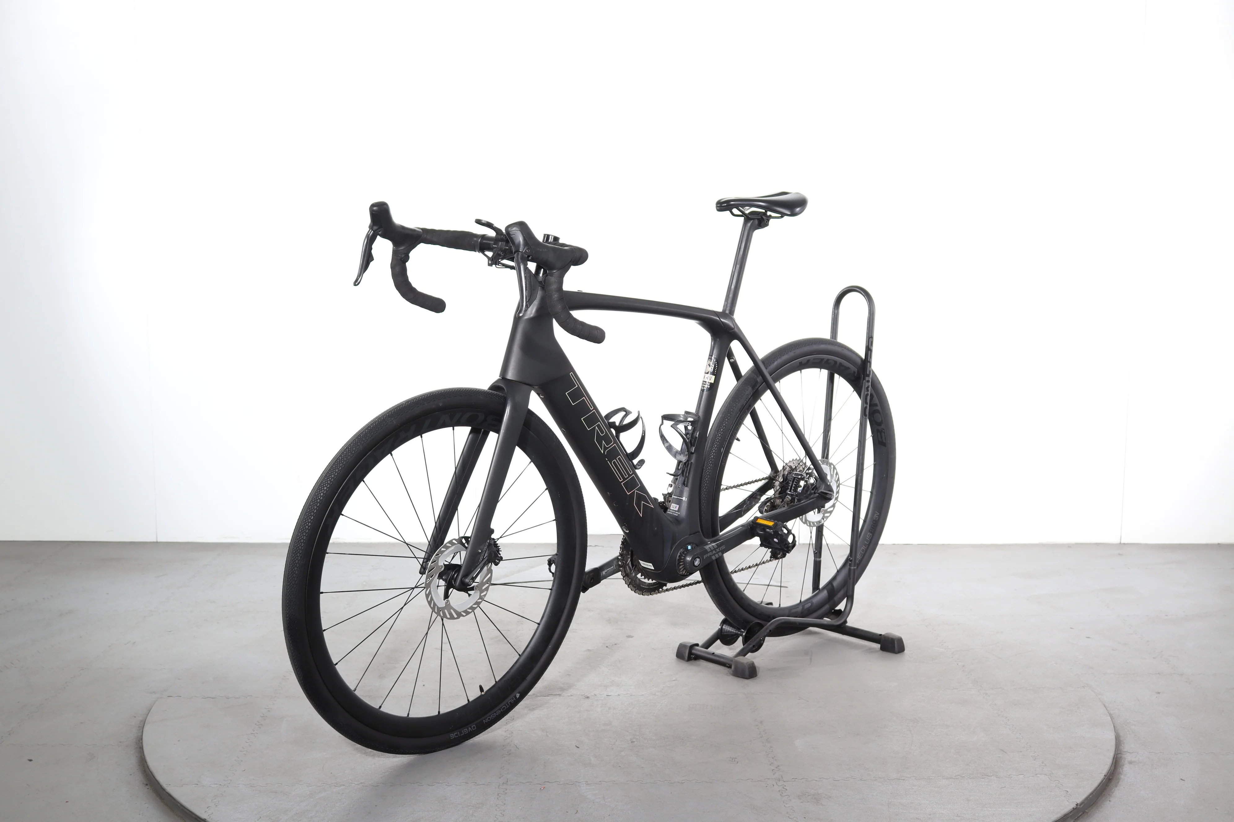 Trek Domane+ SLR 7 - Image 3