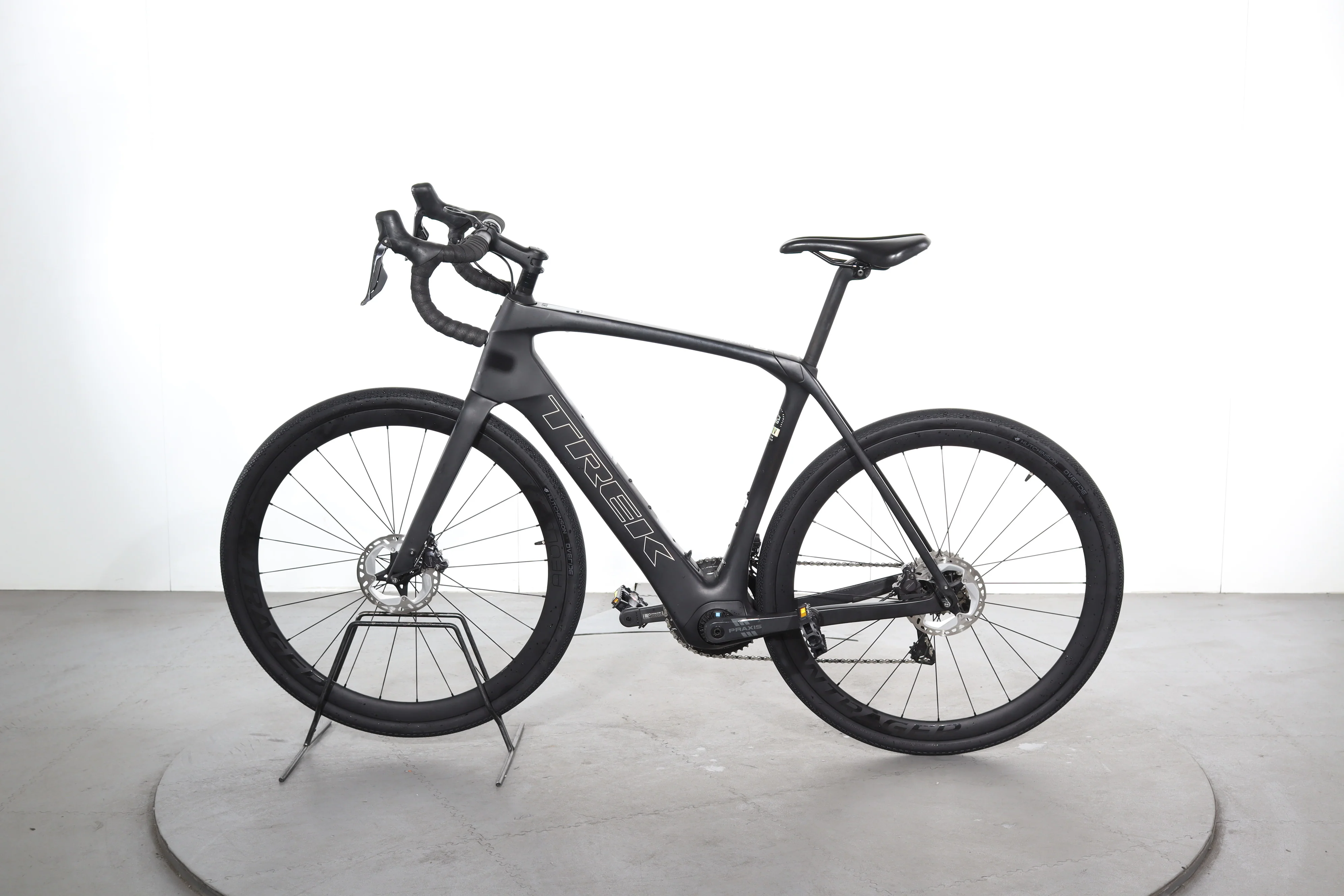 Trek Domane+ SLR 7 - Image 4