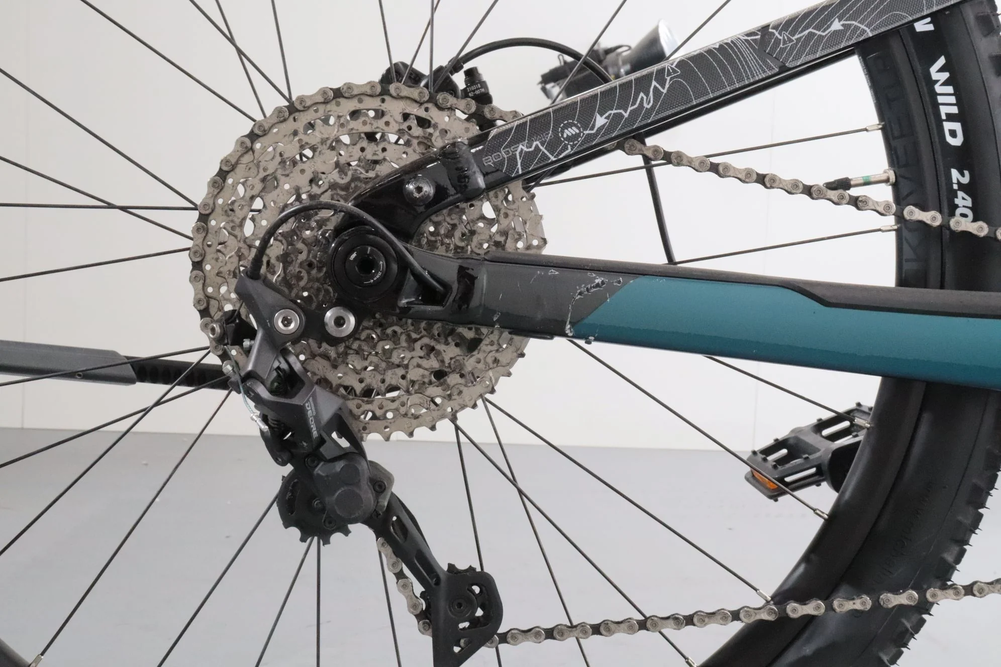 Trek Powerfly 4 FS Gen 2 - Image 9