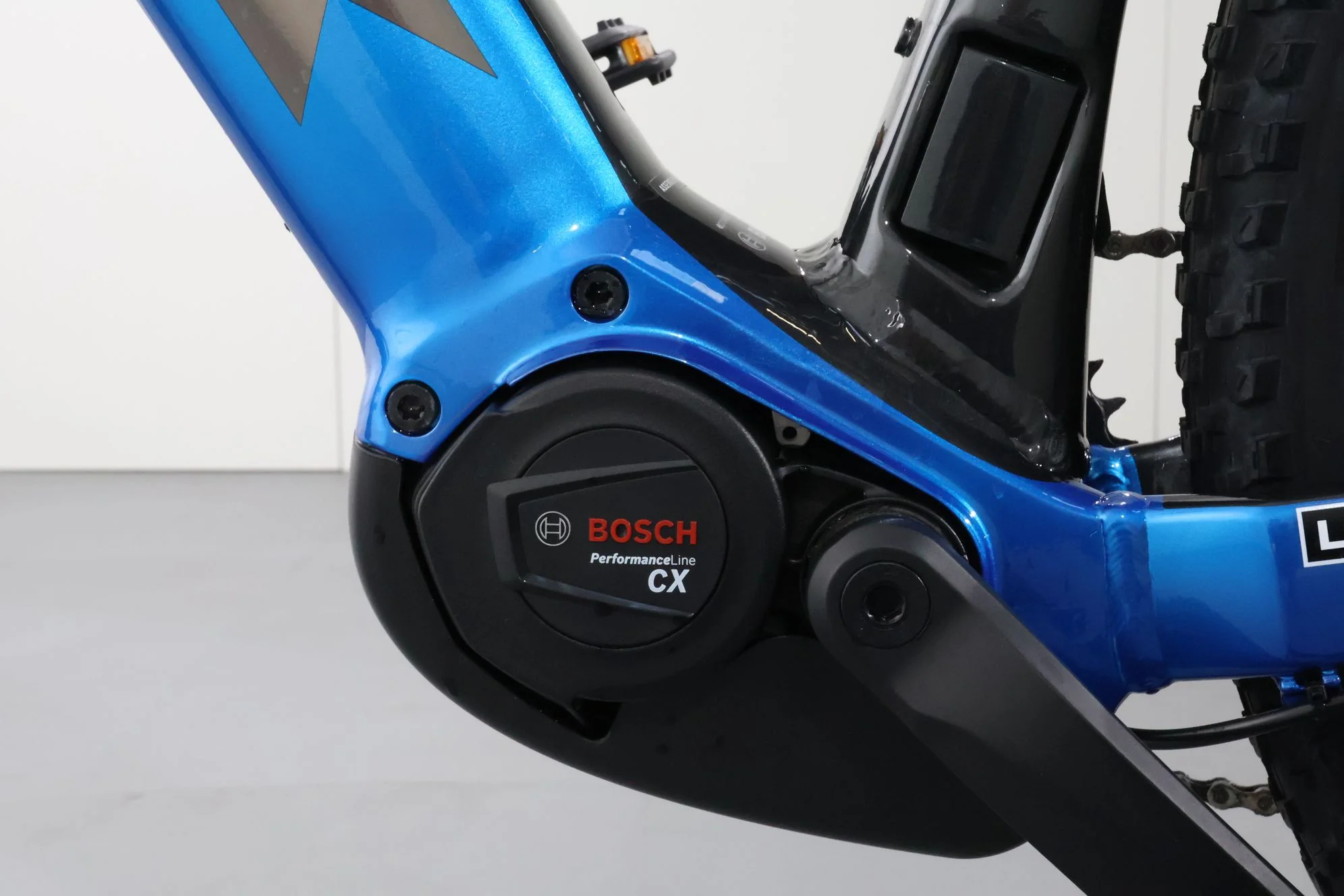 Trek Powerfly 4 Hardtail Gen 2 - Image 8