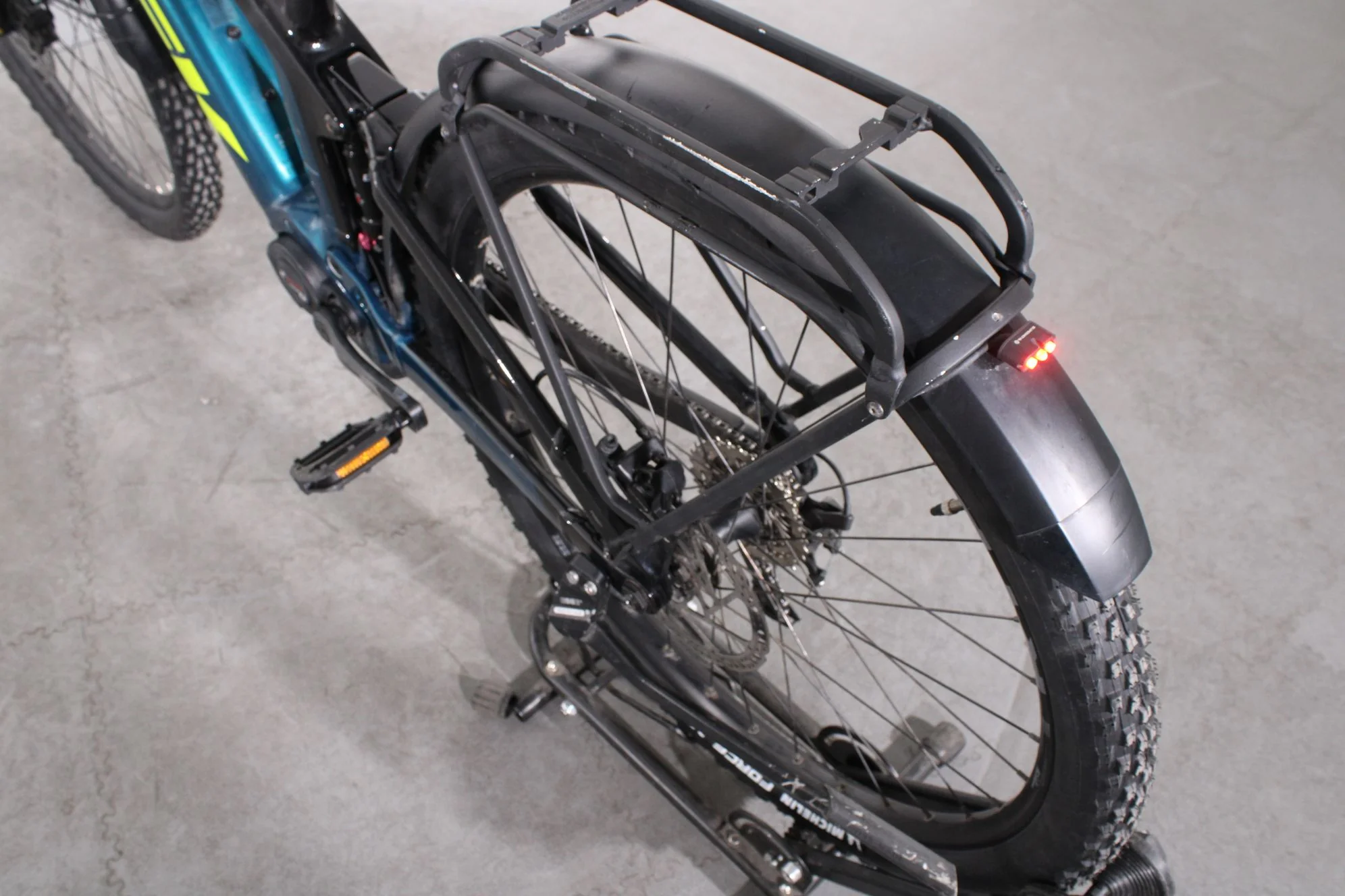 Trek Powerfly FS 4 - Image 9