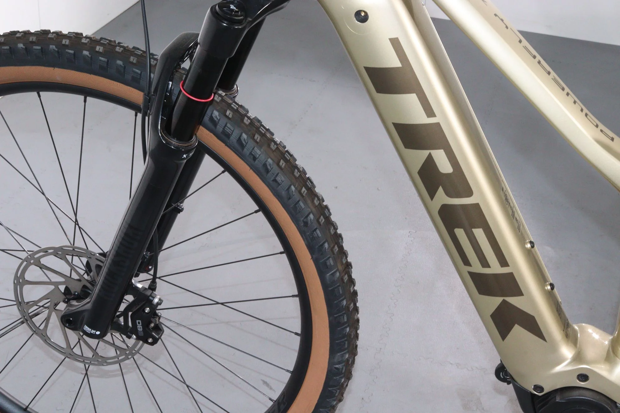 Trek Powerfly FS 7 - Image 9