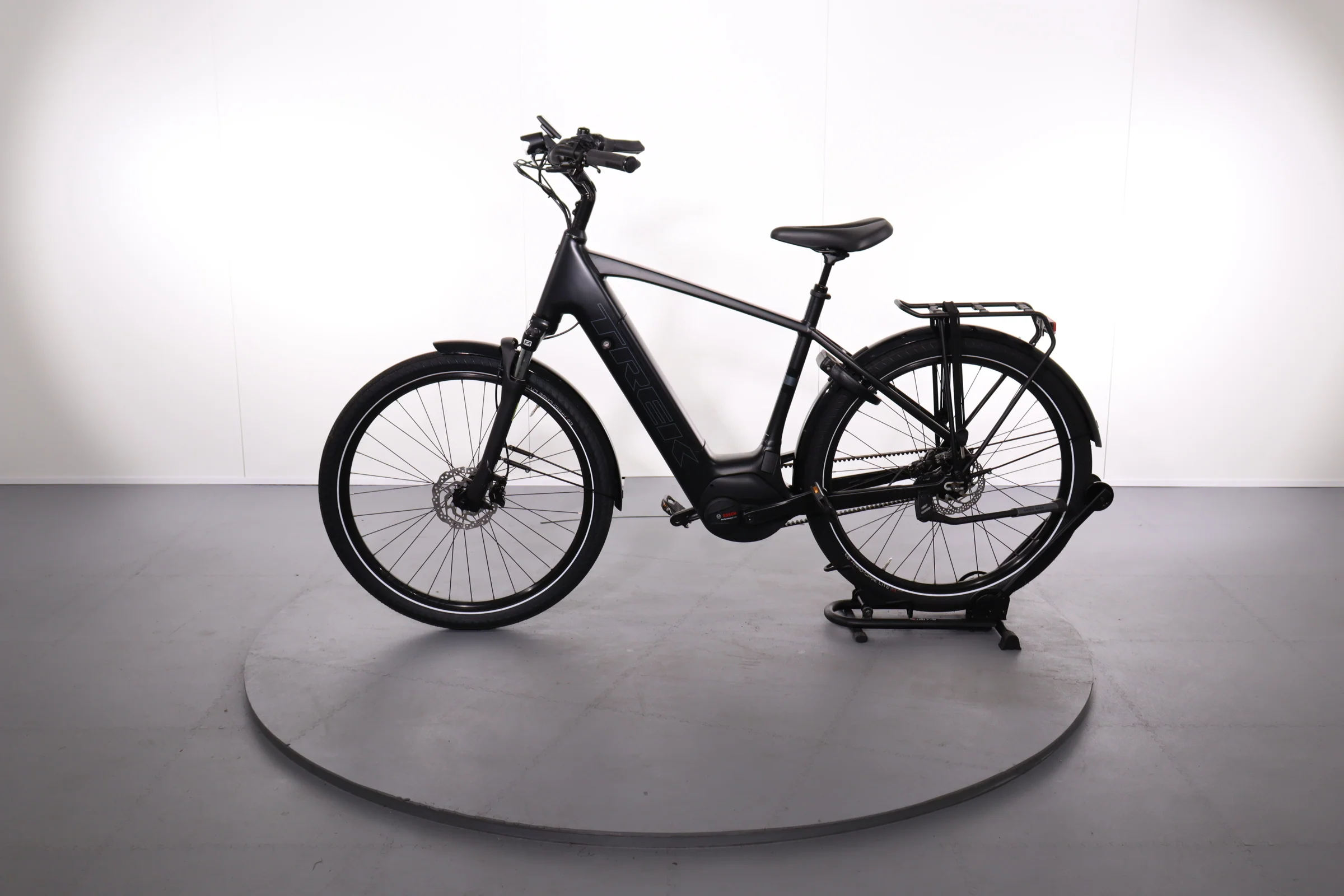 Trek TREK DISTRICT+ 4 L BK 545W - Image 4