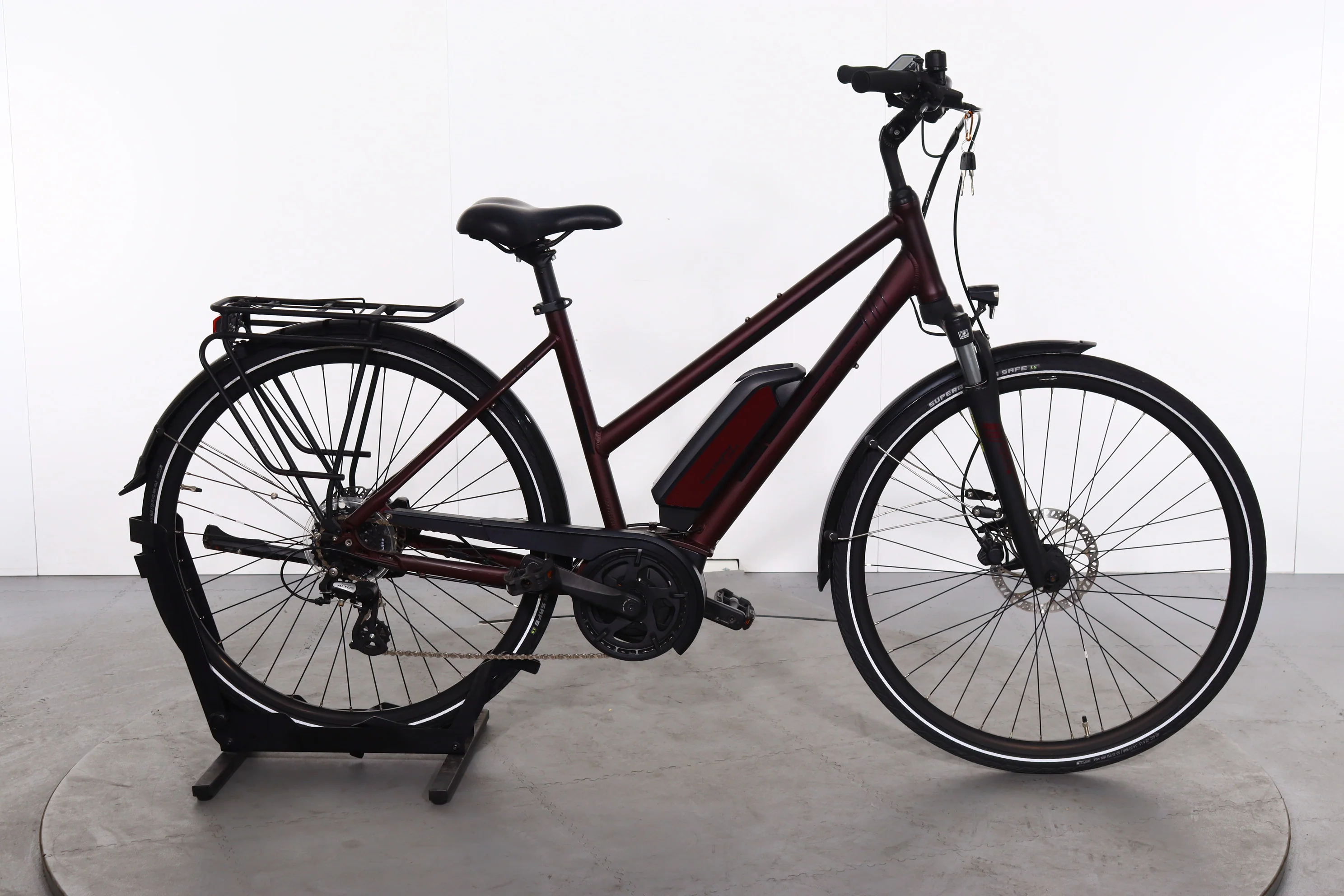 Triumph E-Bird Plus